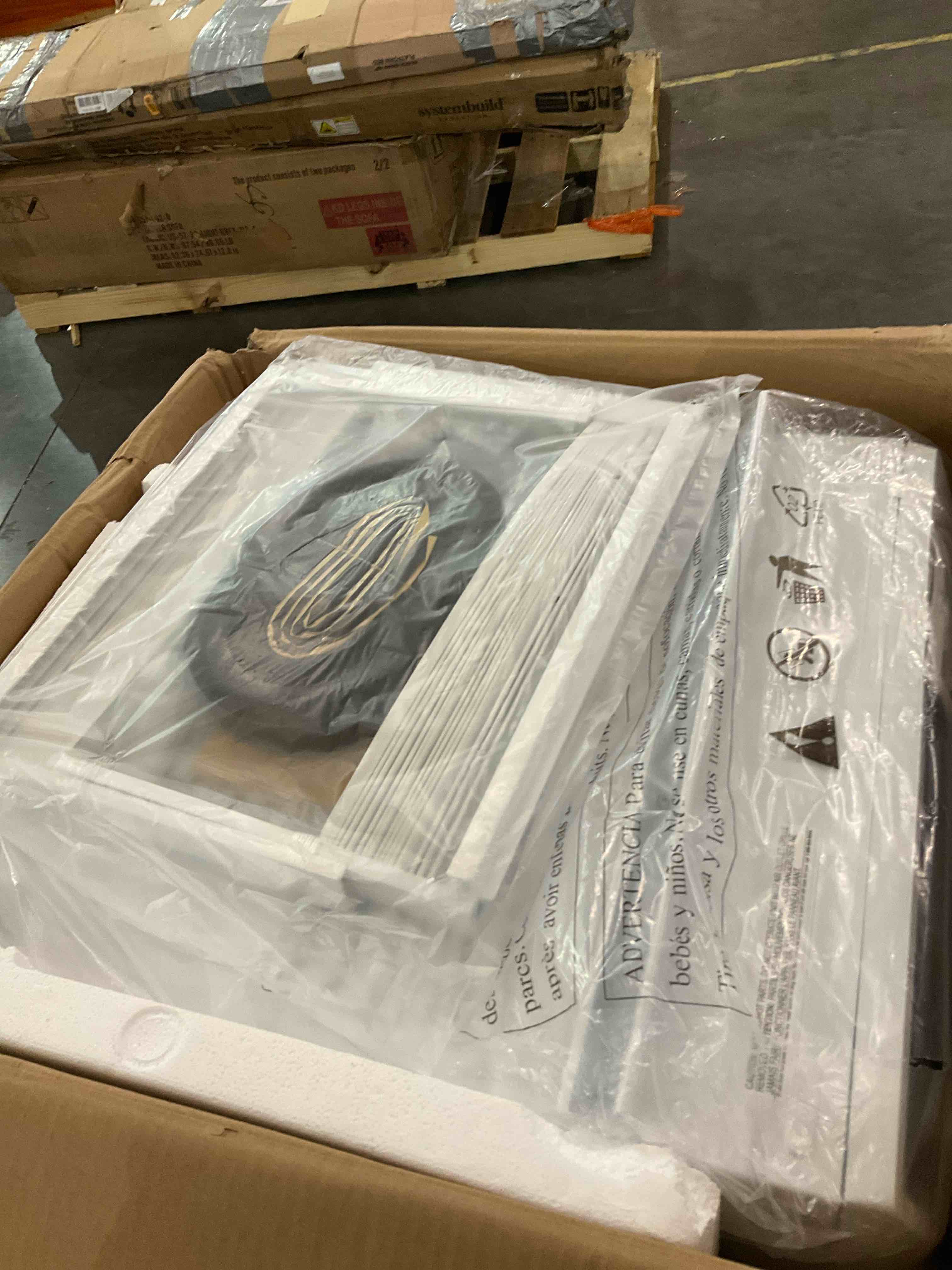 https://s3.amazonaws.com/lotting-images-prod/bidfta/BHL00107742_1695919399577.jpeg