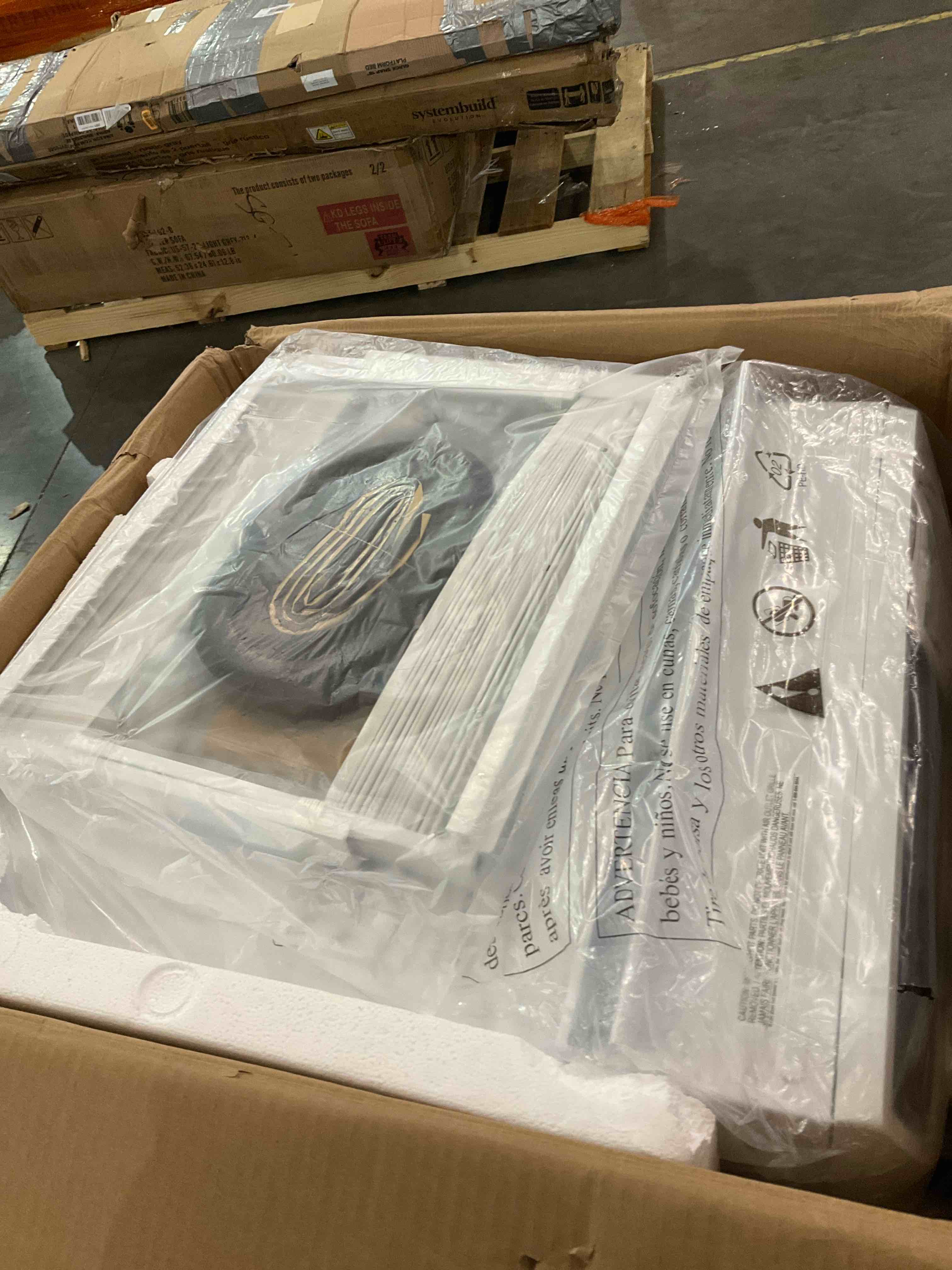 https://s3.amazonaws.com/lotting-images-prod/bidfta/BHL00107742_1695919402565.jpeg