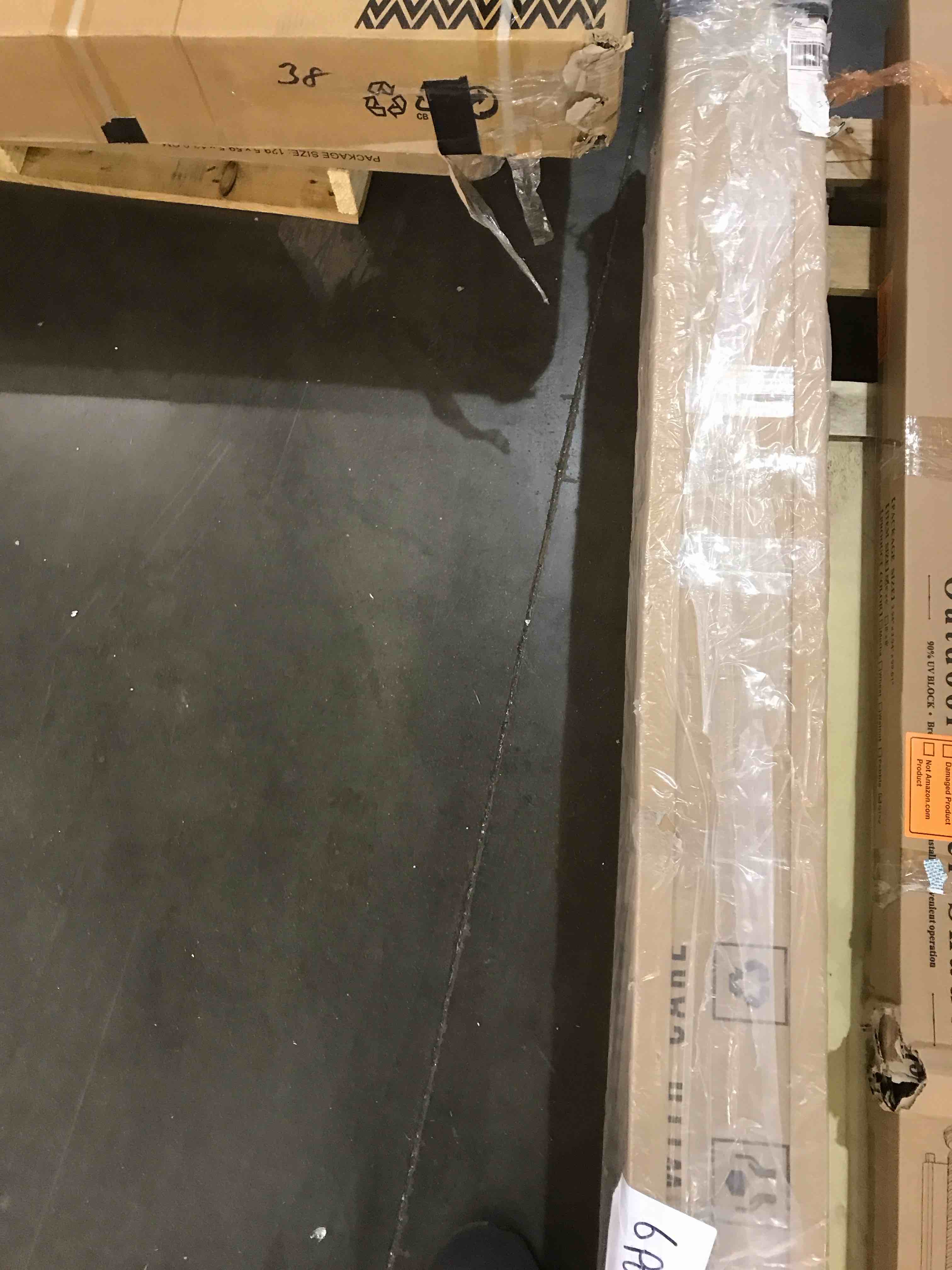https://s3.amazonaws.com/lotting-images-prod/bidfta/BHL00107856_1701790289202.jpeg