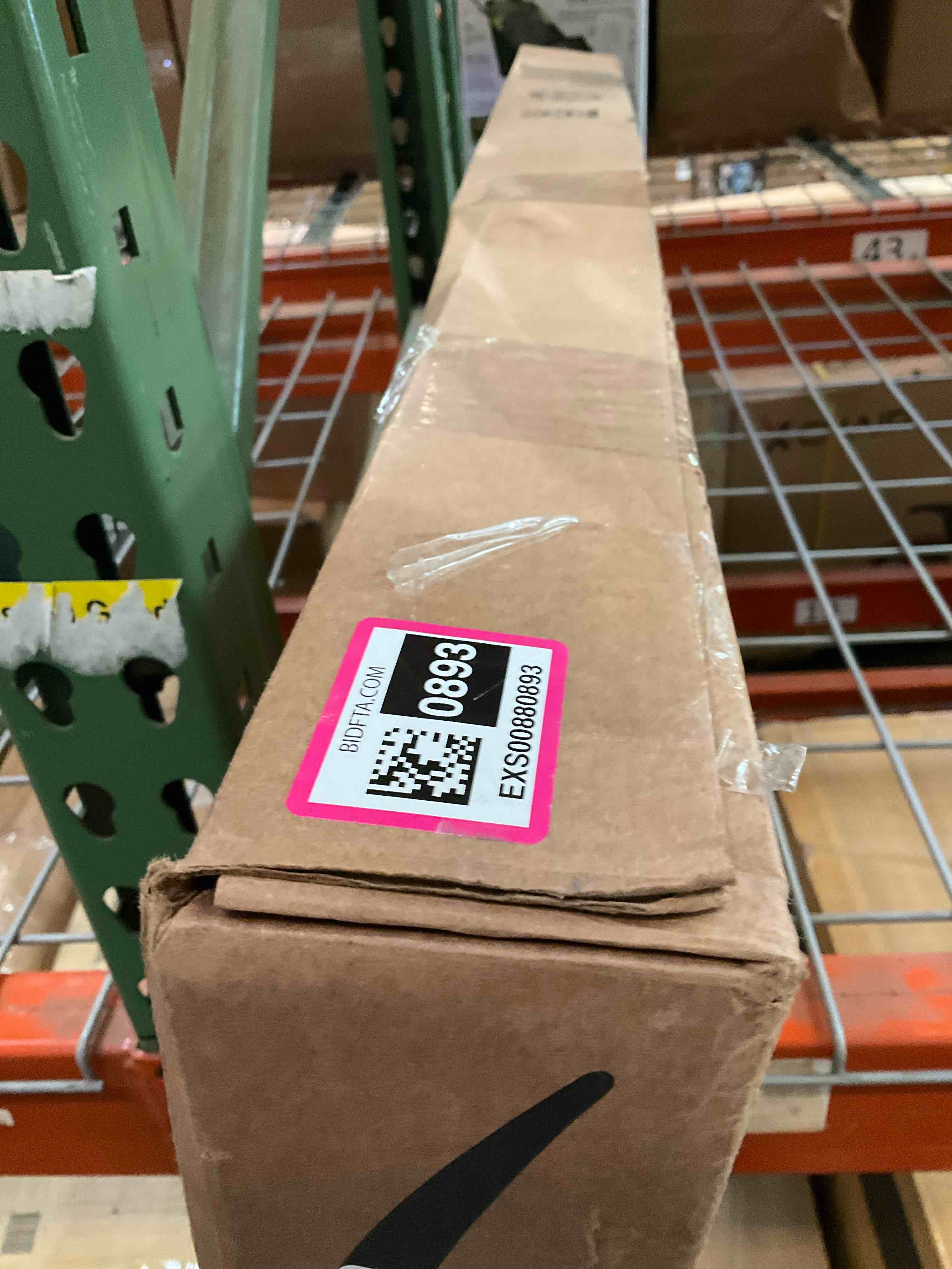https://s3.amazonaws.com/lotting-images-prod/bidfta/BHL00130091_1702060260623.jpeg