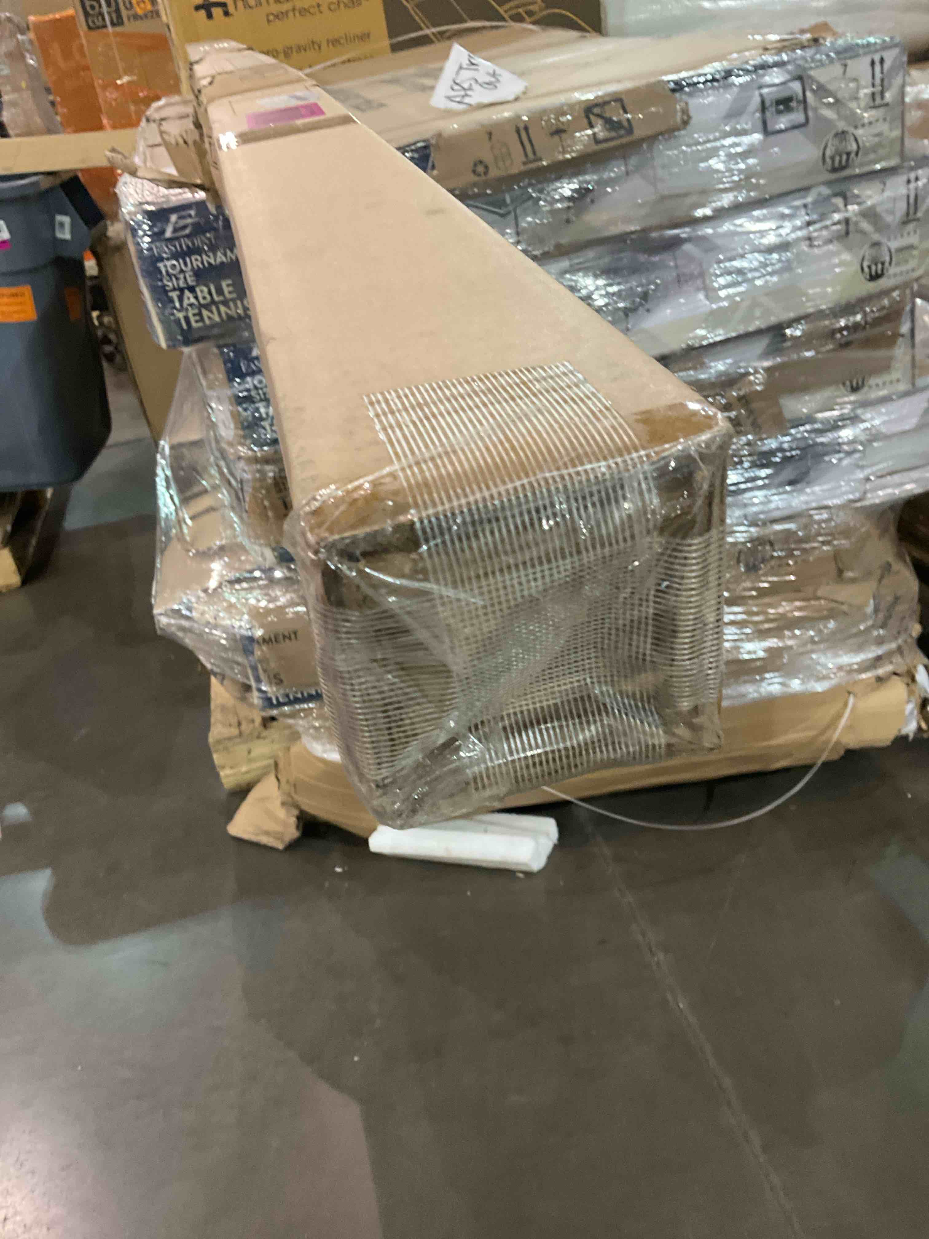 https://s3.amazonaws.com/lotting-images-prod/bidfta/BHL00130112_1702514051181.jpeg