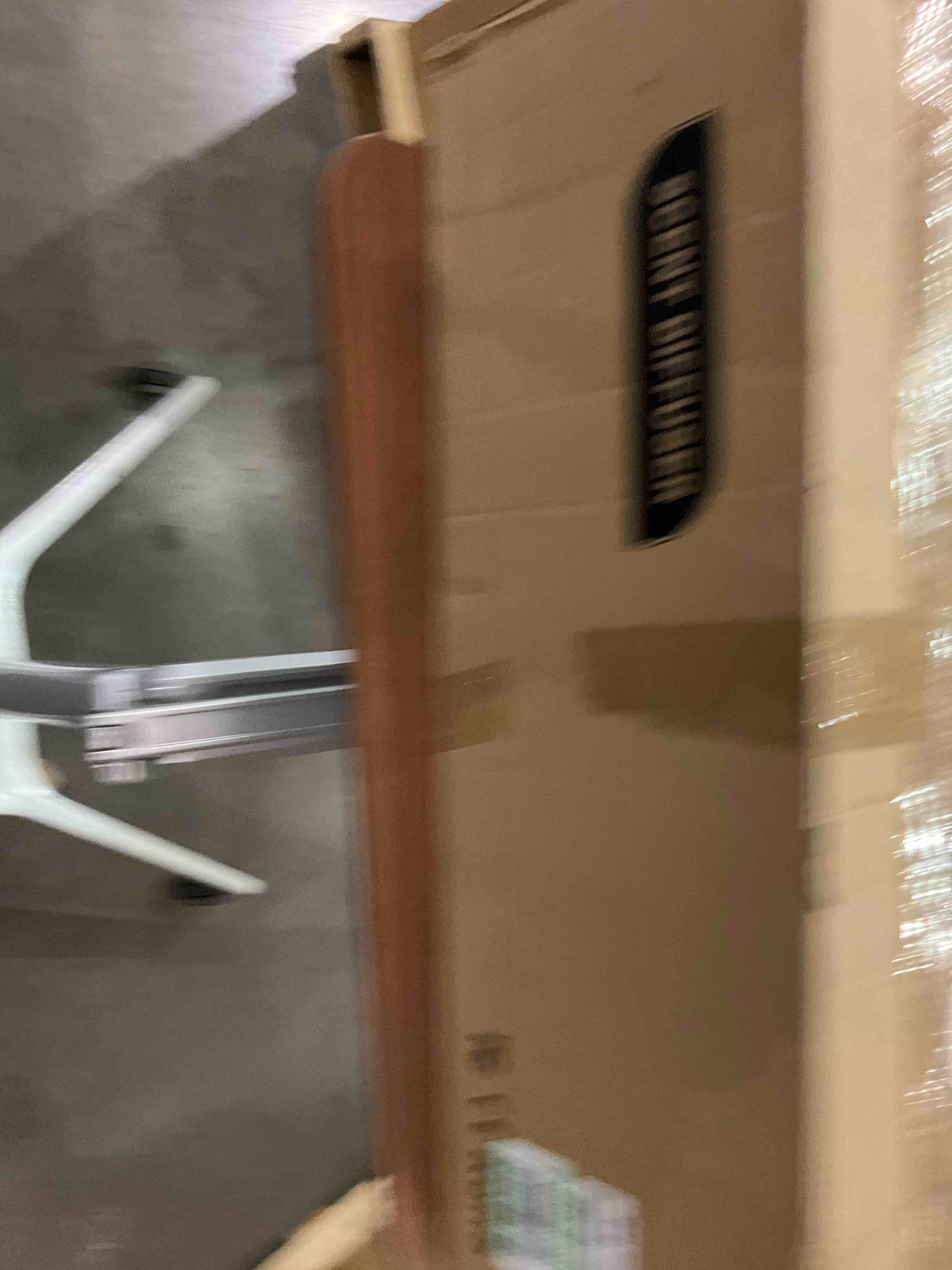 https://s3.amazonaws.com/lotting-images-prod/bidfta/BHL00130425_1704904118400.jpeg