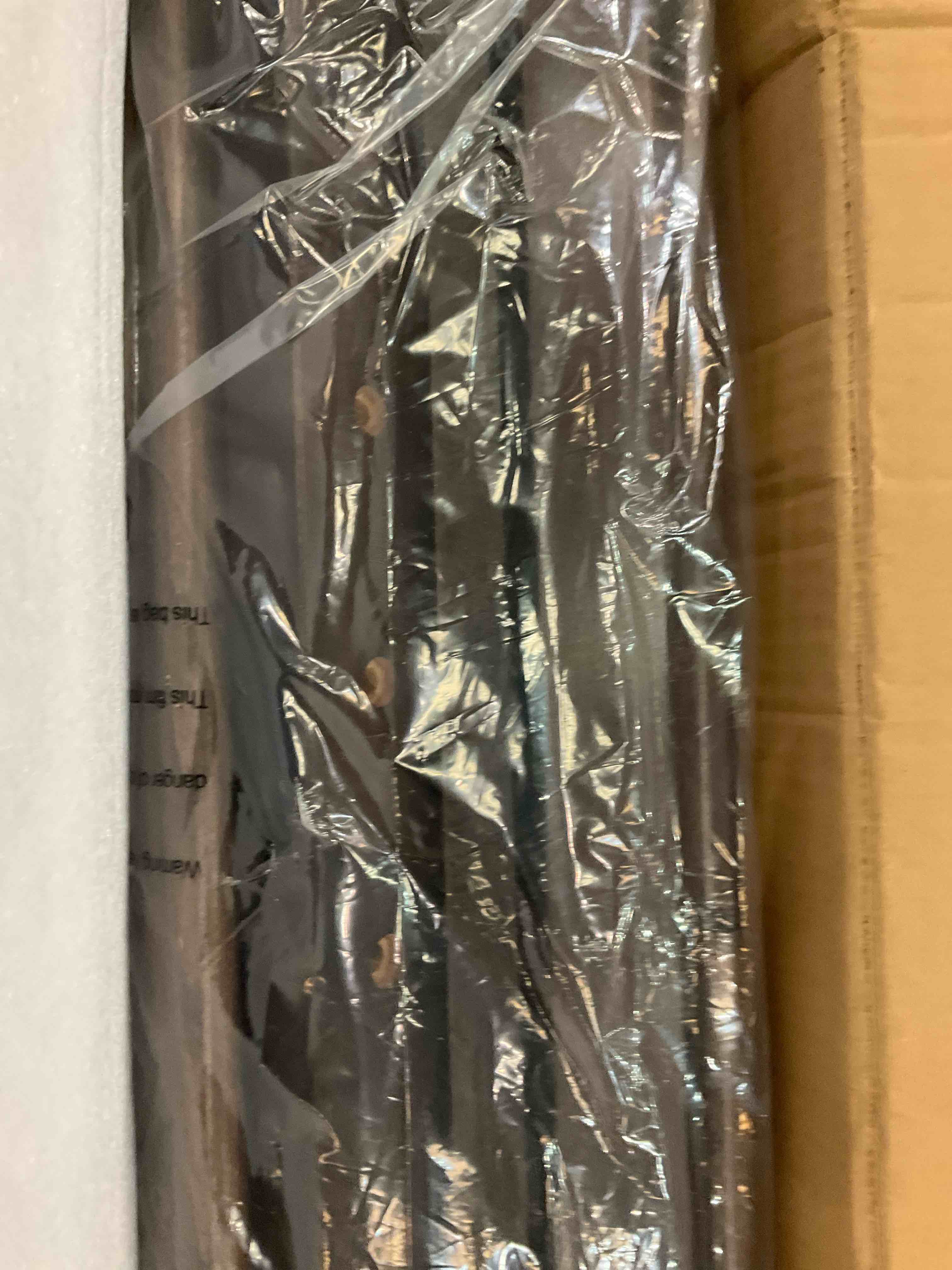 https://s3.amazonaws.com/lotting-images-prod/bidfta/BHL00130453_1704909520168.jpeg