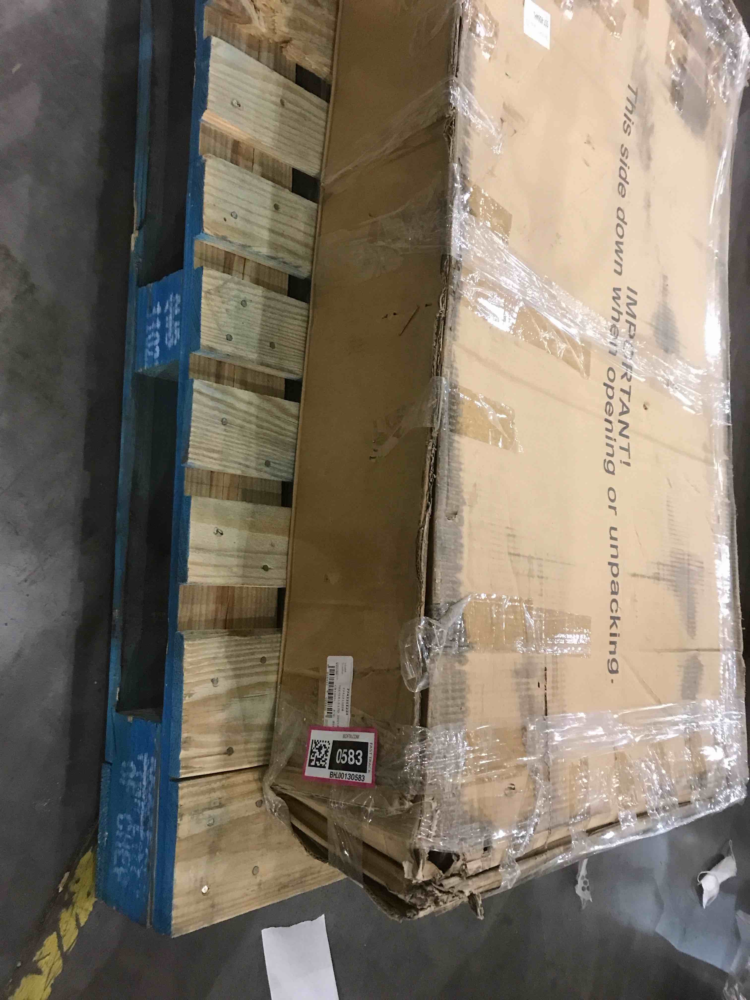 https://s3.amazonaws.com/lotting-images-prod/bidfta/BHL00130583_1700682631667.jpeg