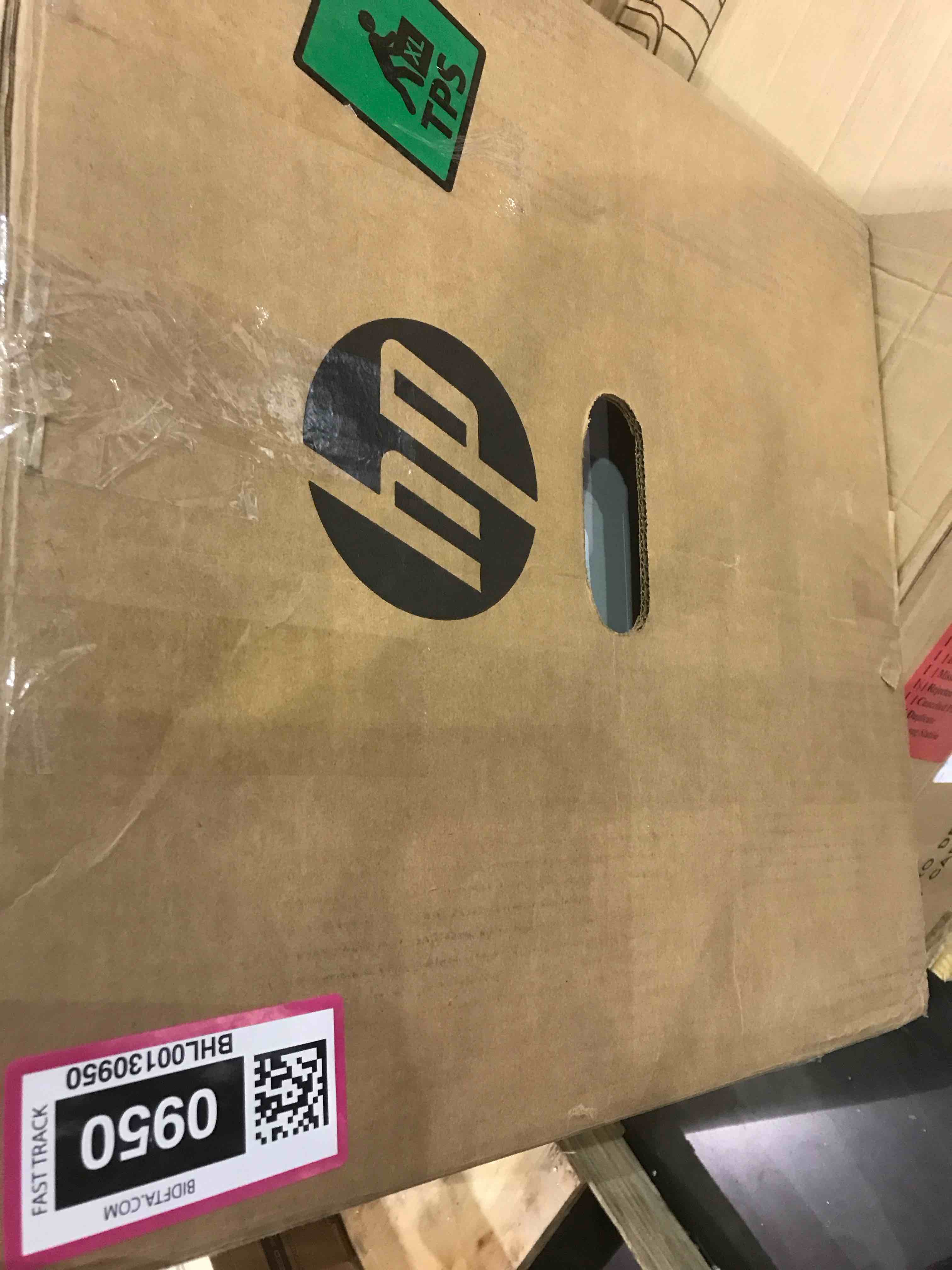 https://s3.amazonaws.com/lotting-images-prod/bidfta/BHL00130950_1703854909413.jpeg
