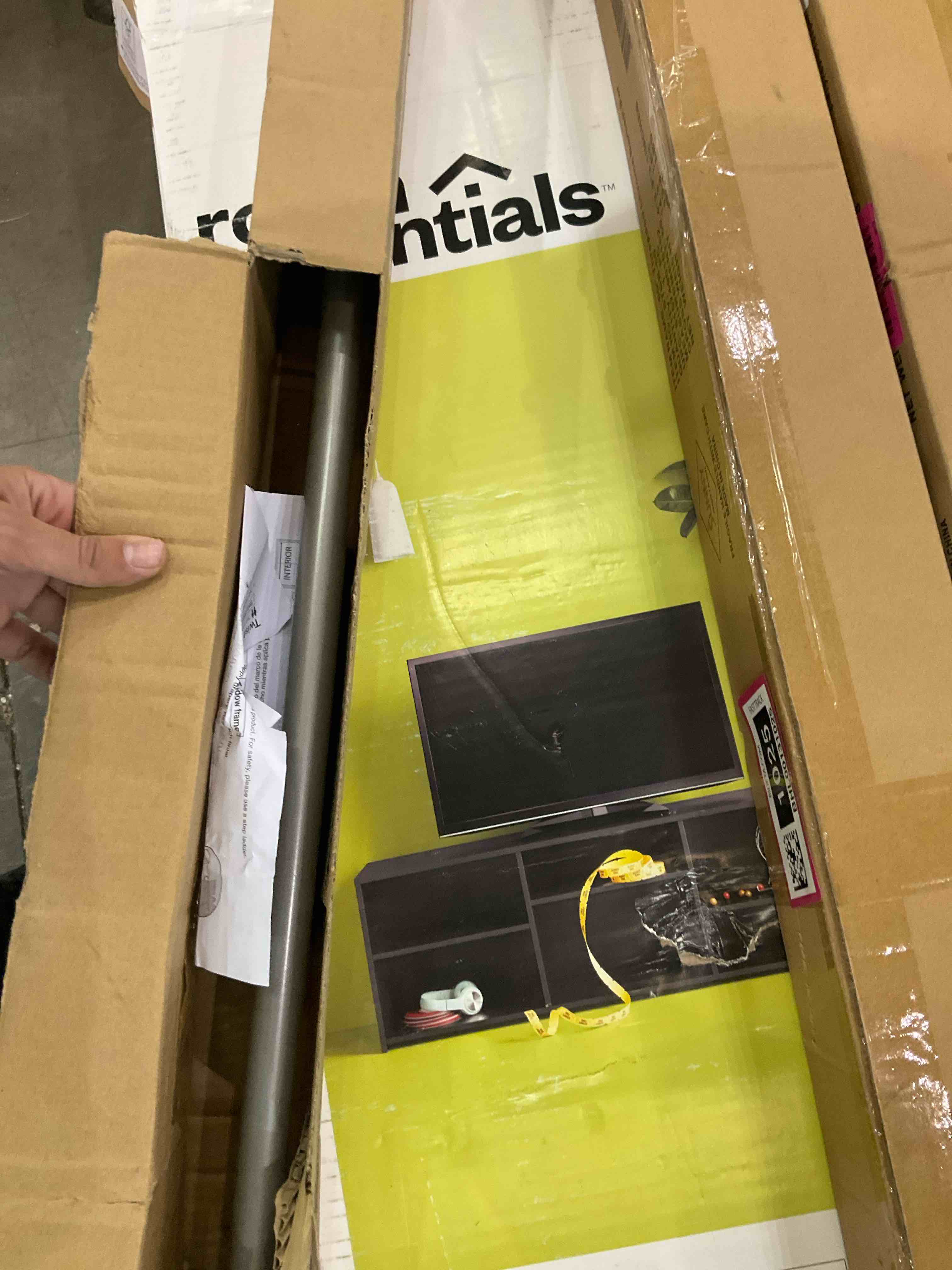 https://s3.amazonaws.com/lotting-images-prod/bidfta/BHL00131026_1703275211600.jpeg