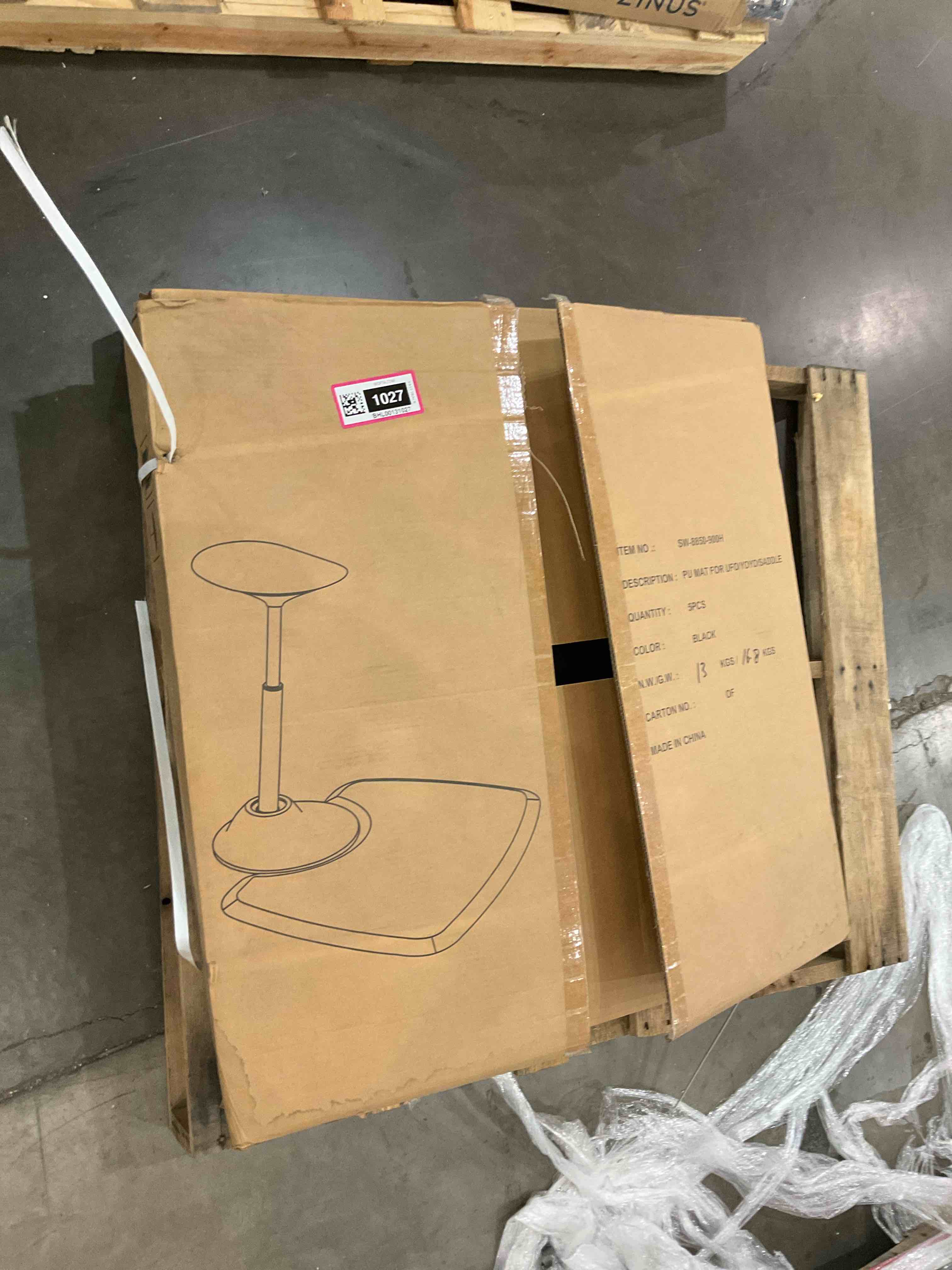 https://s3.amazonaws.com/lotting-images-prod/bidfta/BHL00131027_1703275801715.jpeg