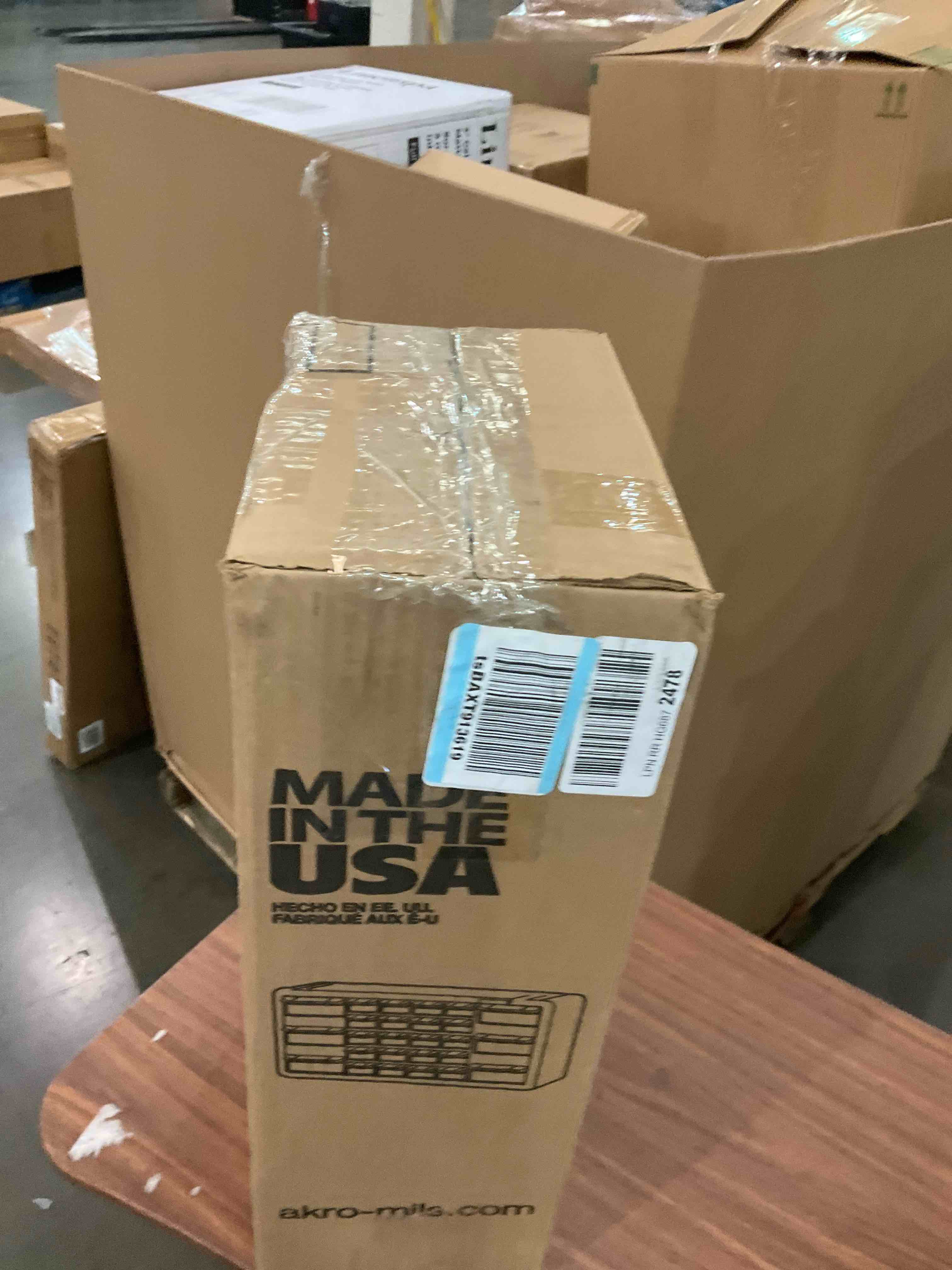https://s3.amazonaws.com/lotting-images-prod/bidfta/BHL00131647_1704996779218.jpeg