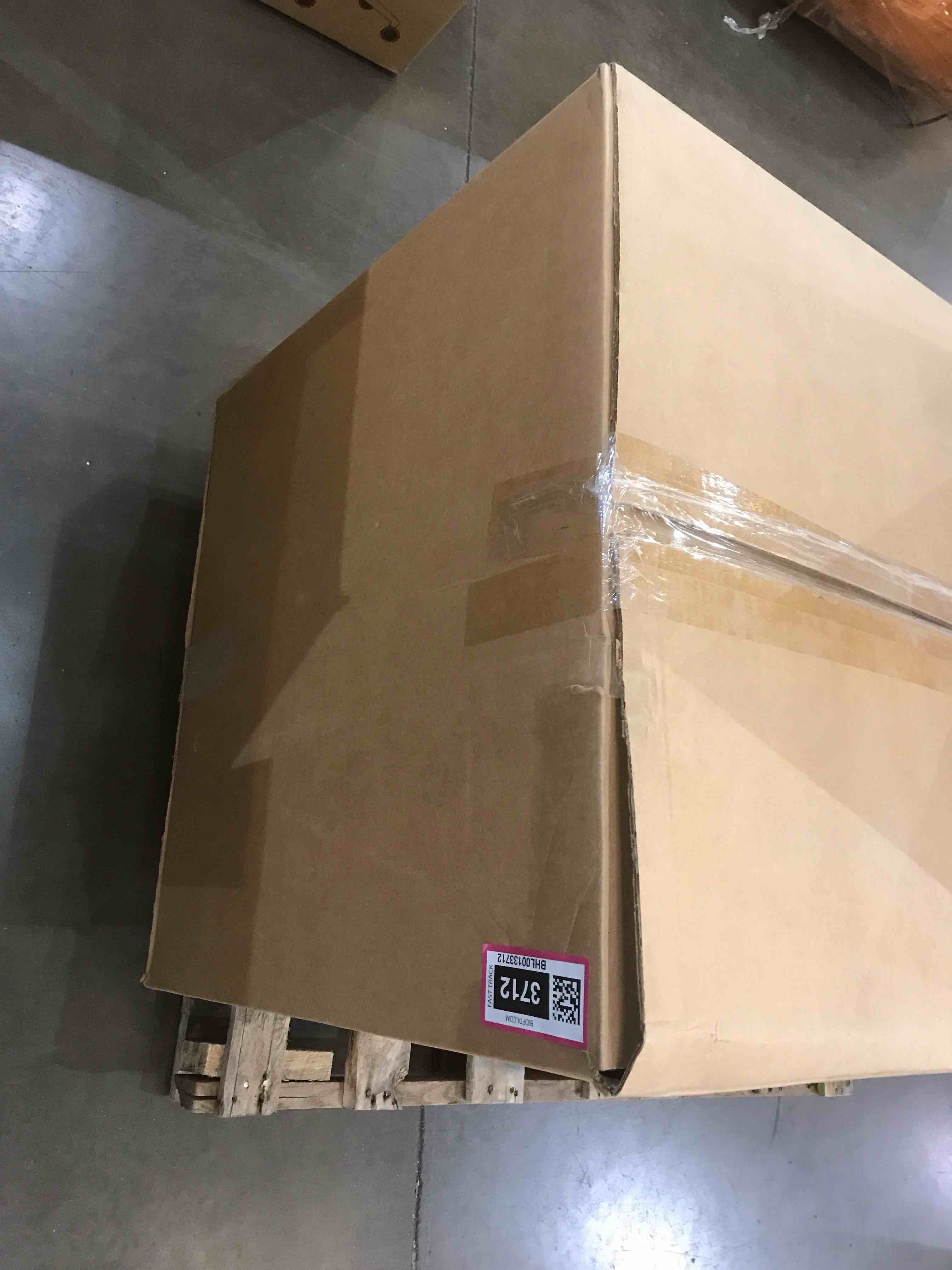 https://s3.amazonaws.com/lotting-images-prod/bidfta/BHL00133712_1704991797360.jpeg