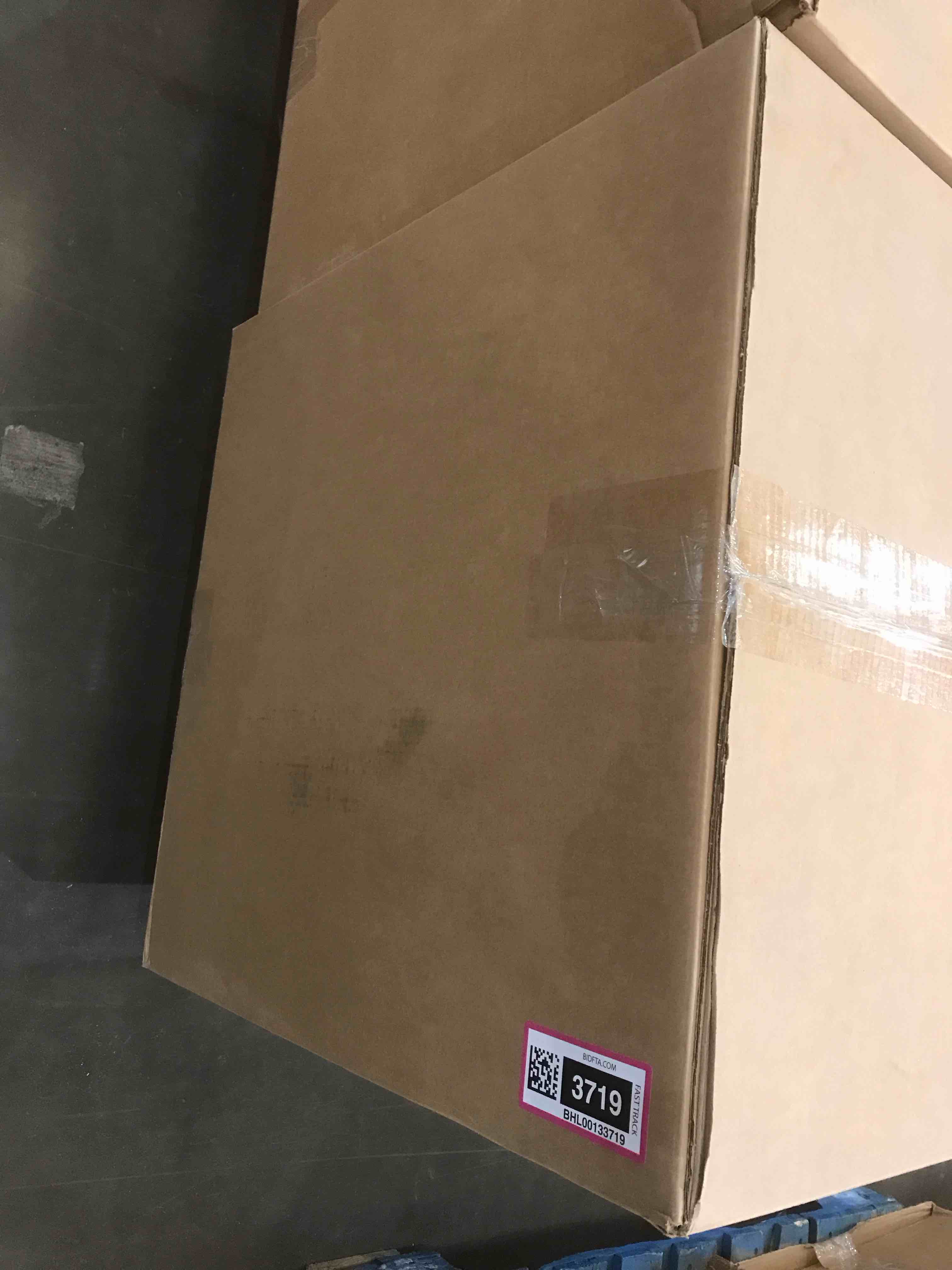 https://s3.amazonaws.com/lotting-images-prod/bidfta/BHL00133719_1704995855365.jpeg