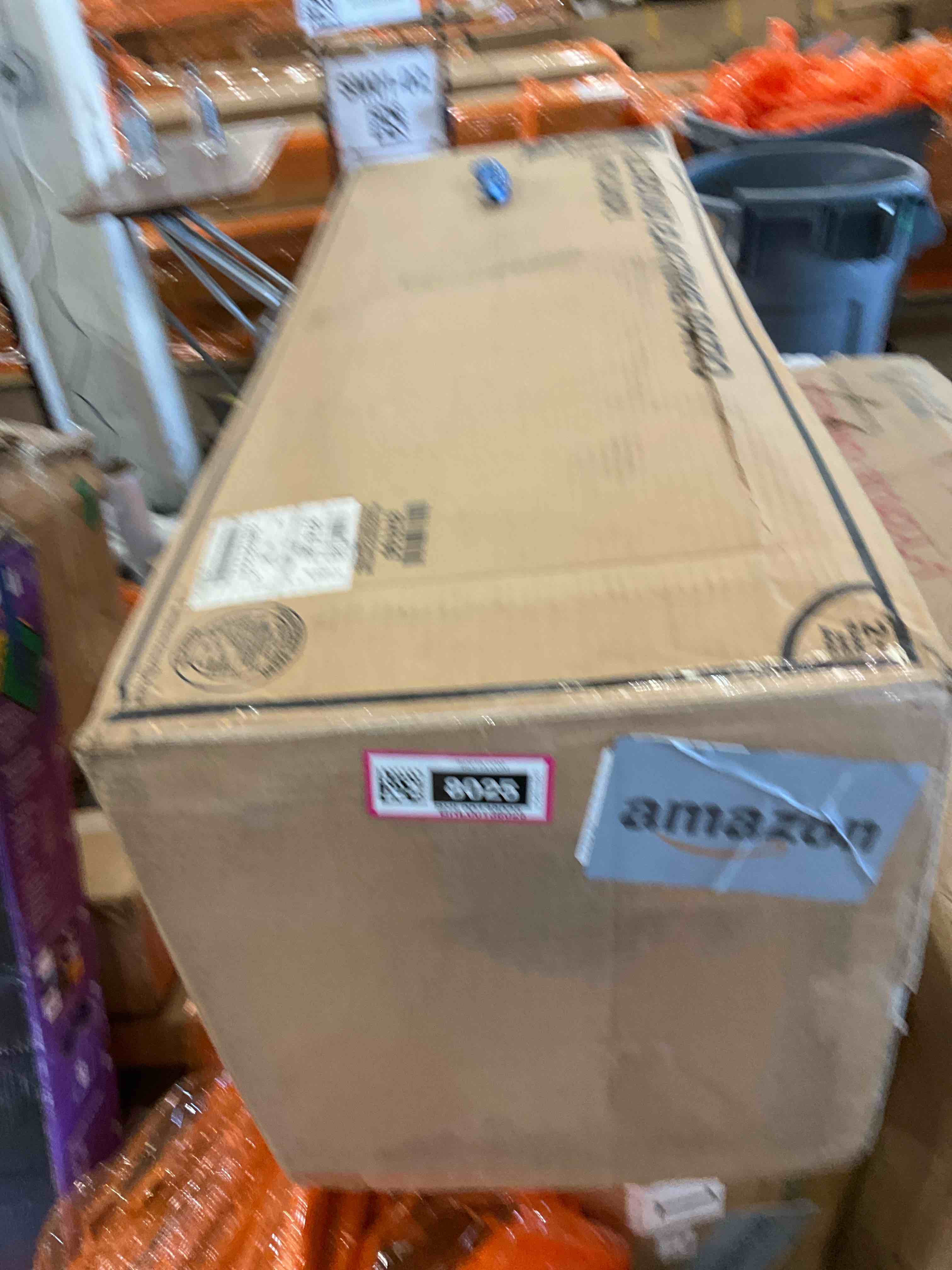 https://s3.amazonaws.com/lotting-images-prod/bidfta/BHL00138025_1716902543610.jpeg