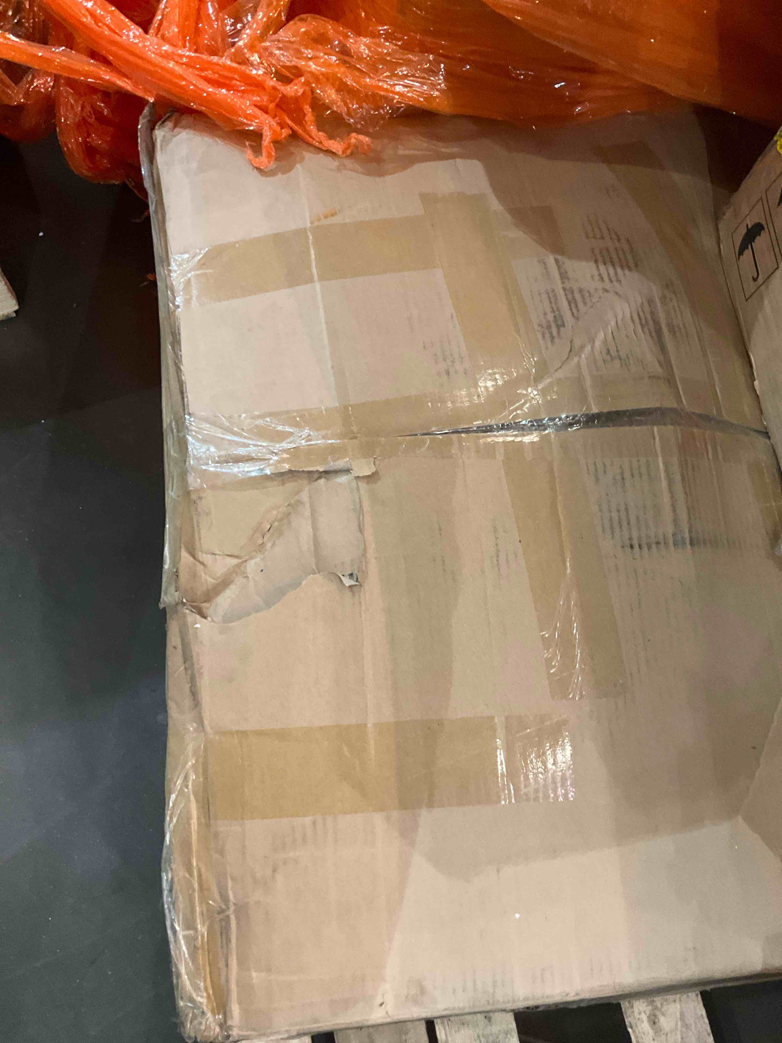 https://s3.amazonaws.com/lotting-images-prod/bidfta/BHL00144636_1716898020779.jpeg