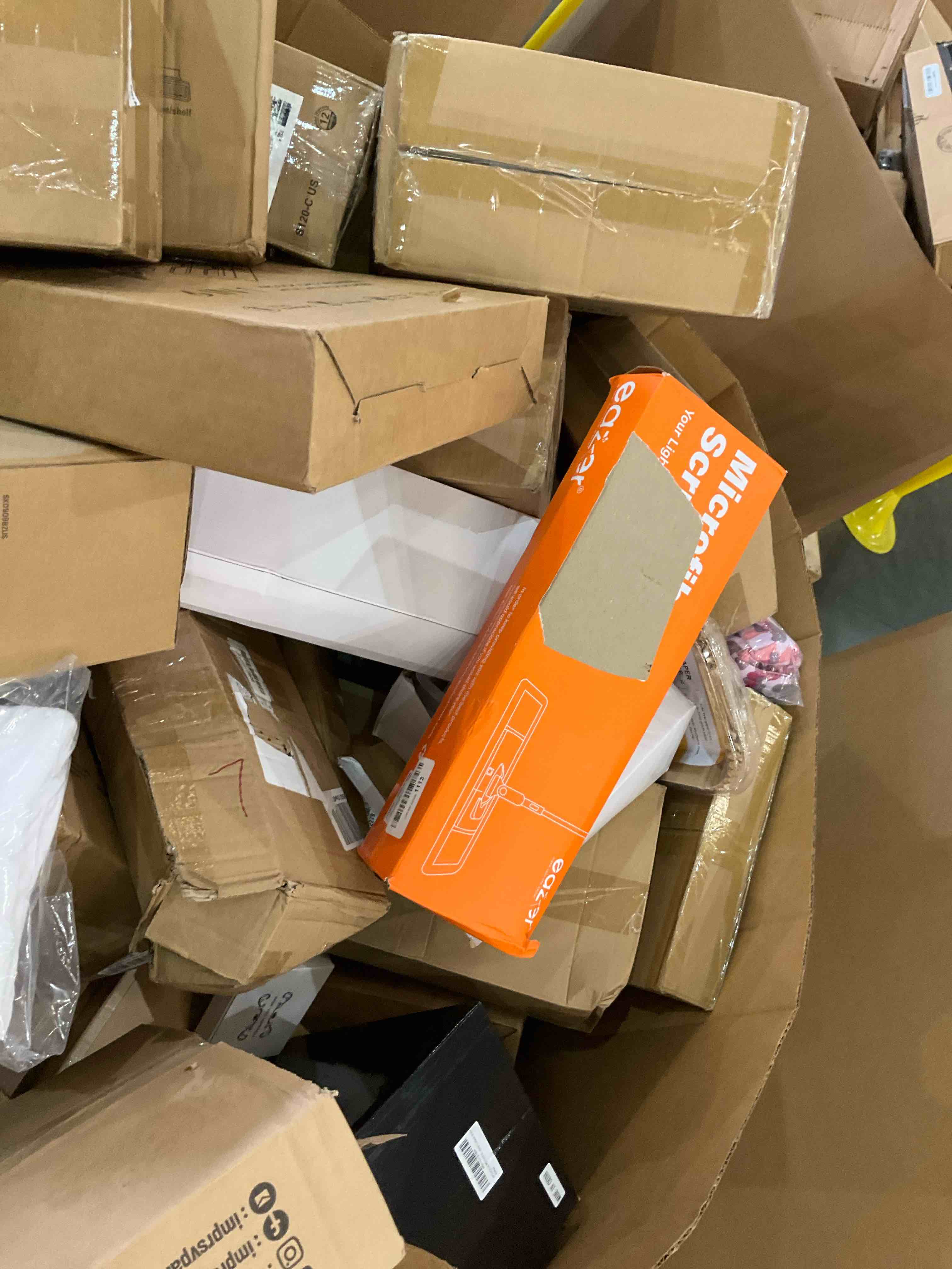 https://s3.amazonaws.com/lotting-images-prod/bidfta/BHP00002973_1695317630287.jpeg