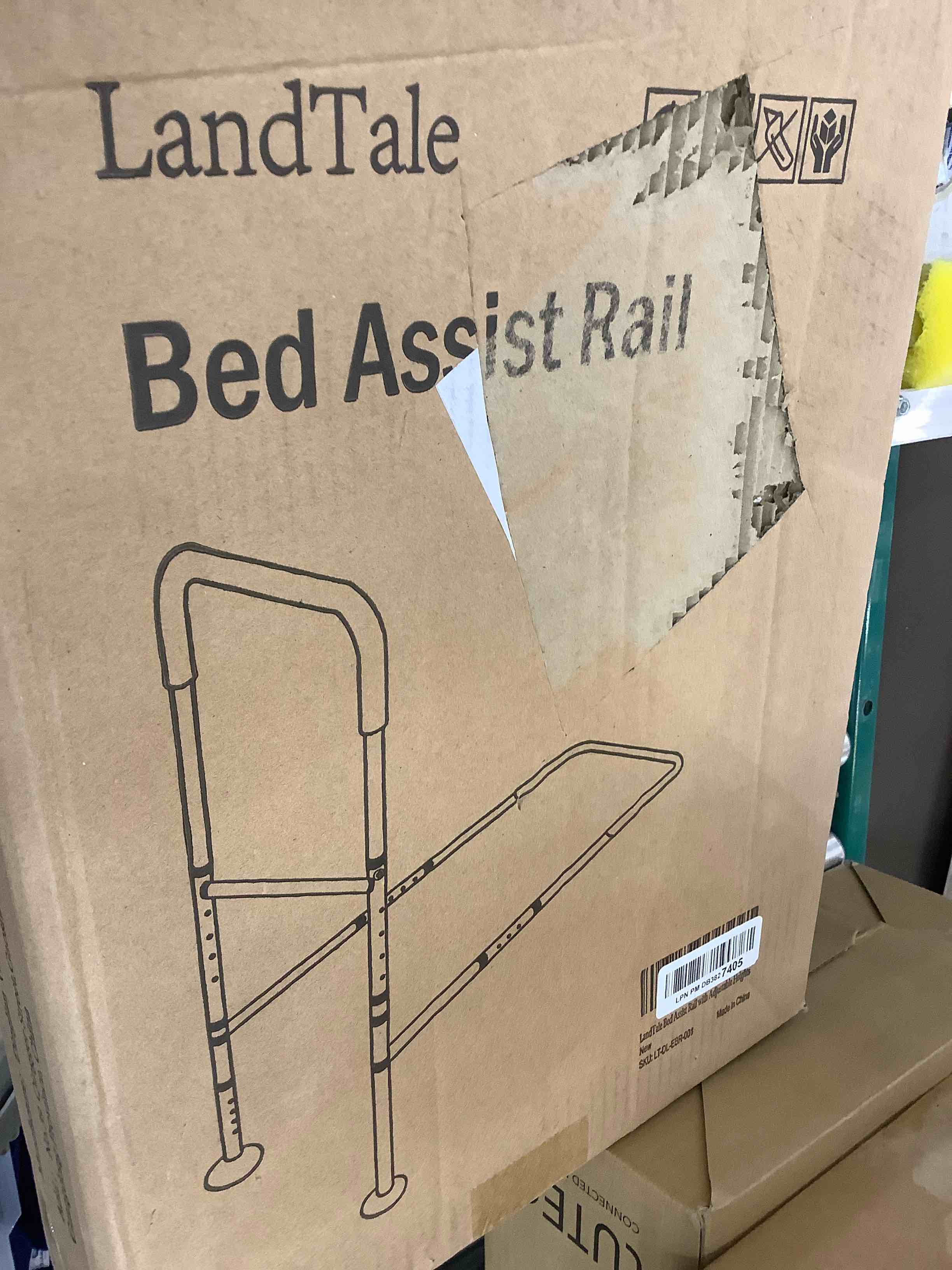 https://s3.amazonaws.com/lotting-images-prod/bidfta/BHS90000623_1689701362481.jpeg