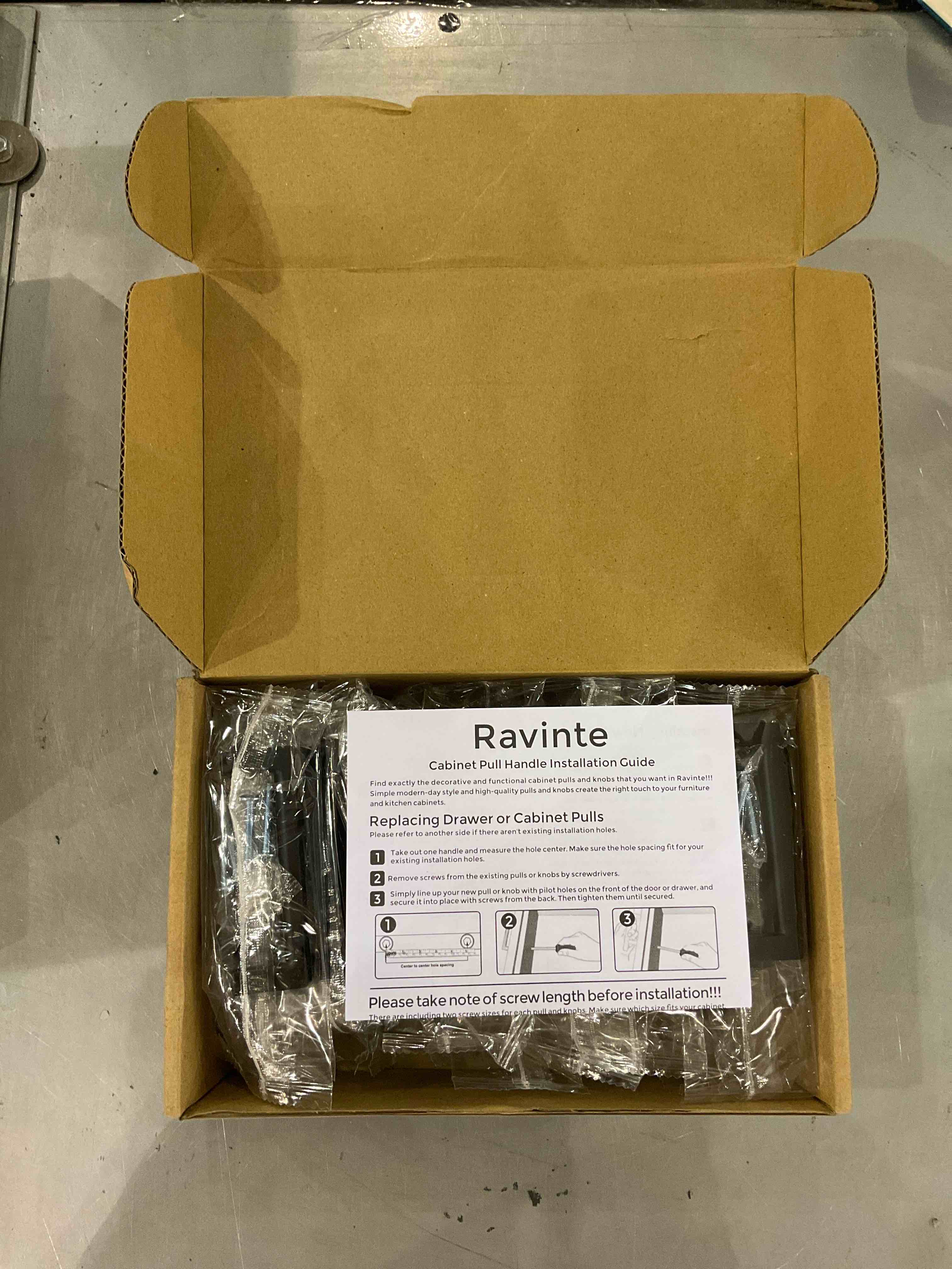 https://s3.amazonaws.com/lotting-images-prod/bidfta/BHS90001993_1692014161216.jpeg