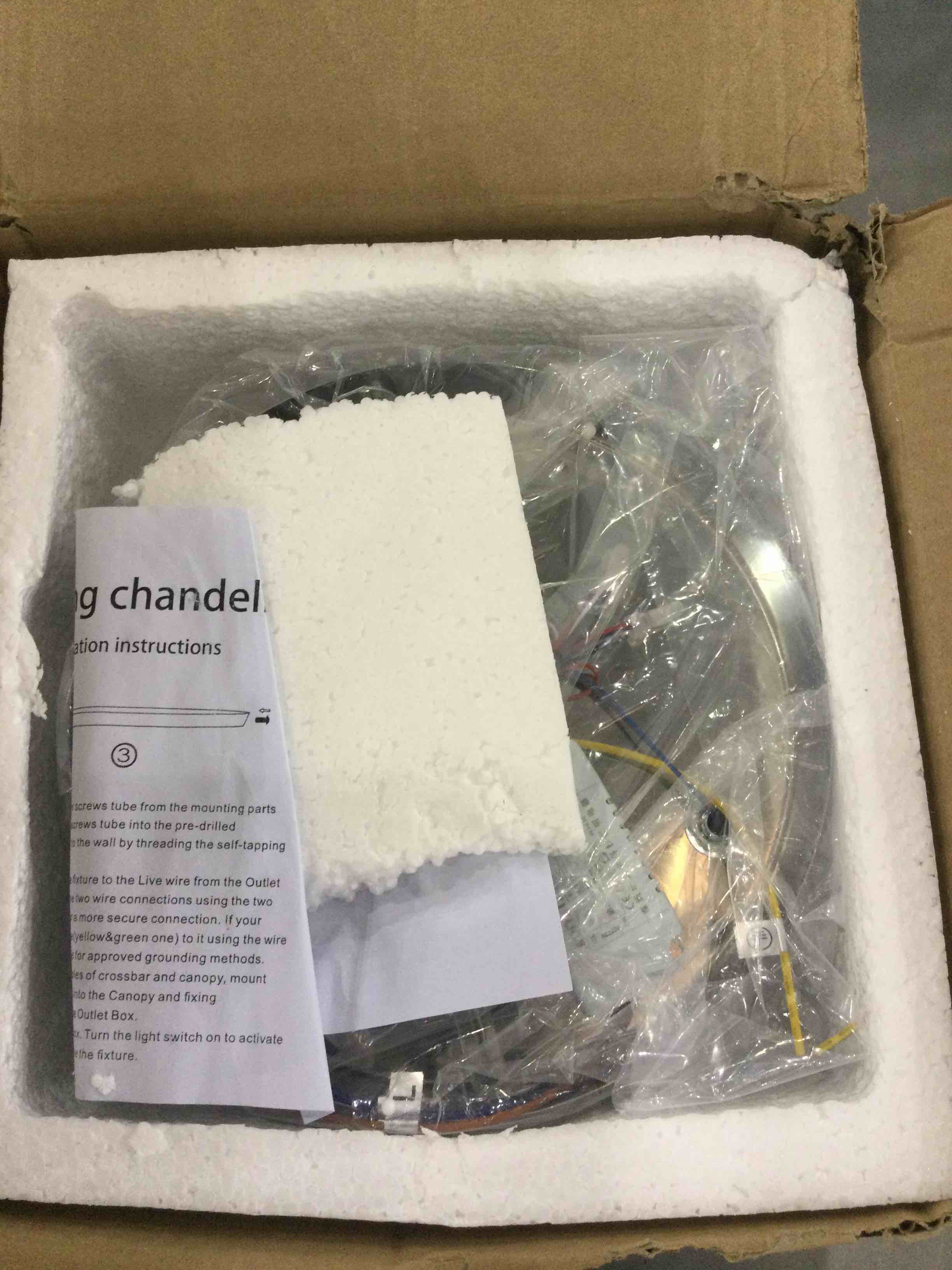 https://s3.amazonaws.com/lotting-images-prod/bidfta/BHS90002511_1691688712366.jpeg
