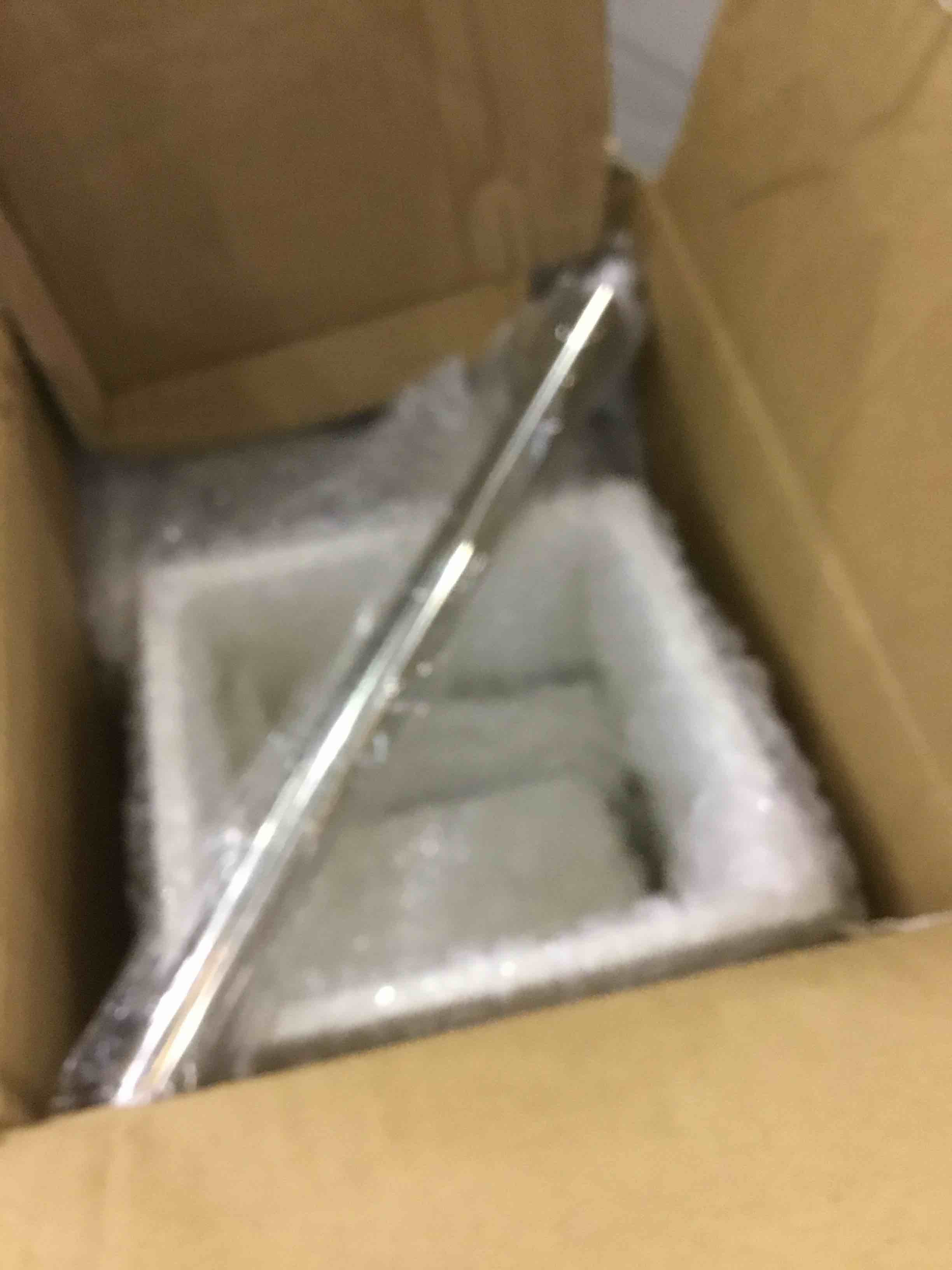 https://s3.amazonaws.com/lotting-images-prod/bidfta/BHS90003013_1691688658903.jpeg