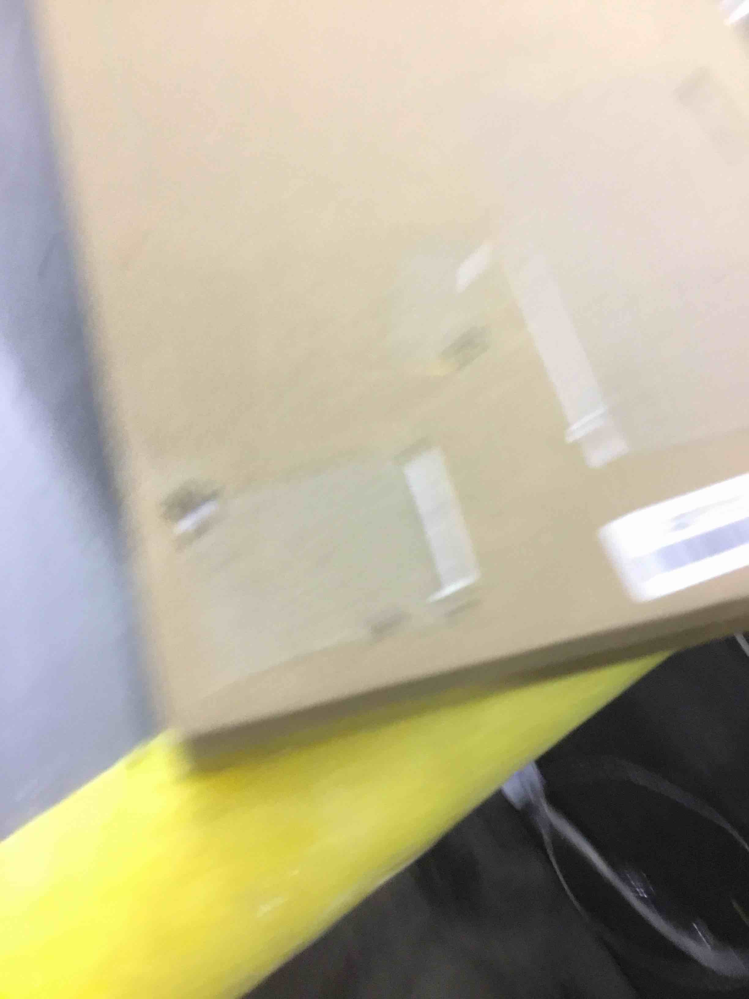 https://s3.amazonaws.com/lotting-images-prod/bidfta/BHS90003308_1692012191367.jpeg
