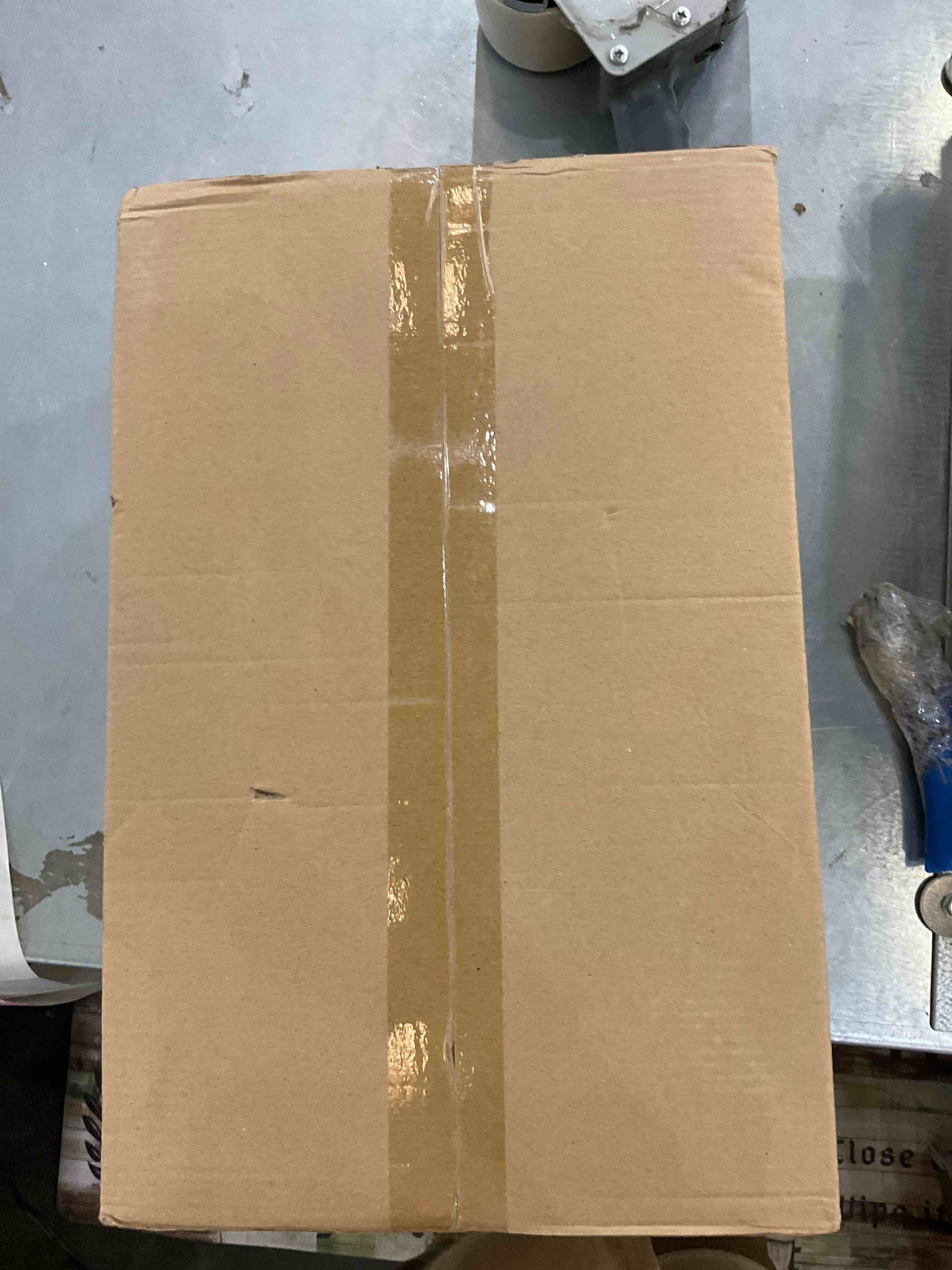 https://s3.amazonaws.com/lotting-images-prod/bidfta/BHS90003414_1691694707986.jpeg