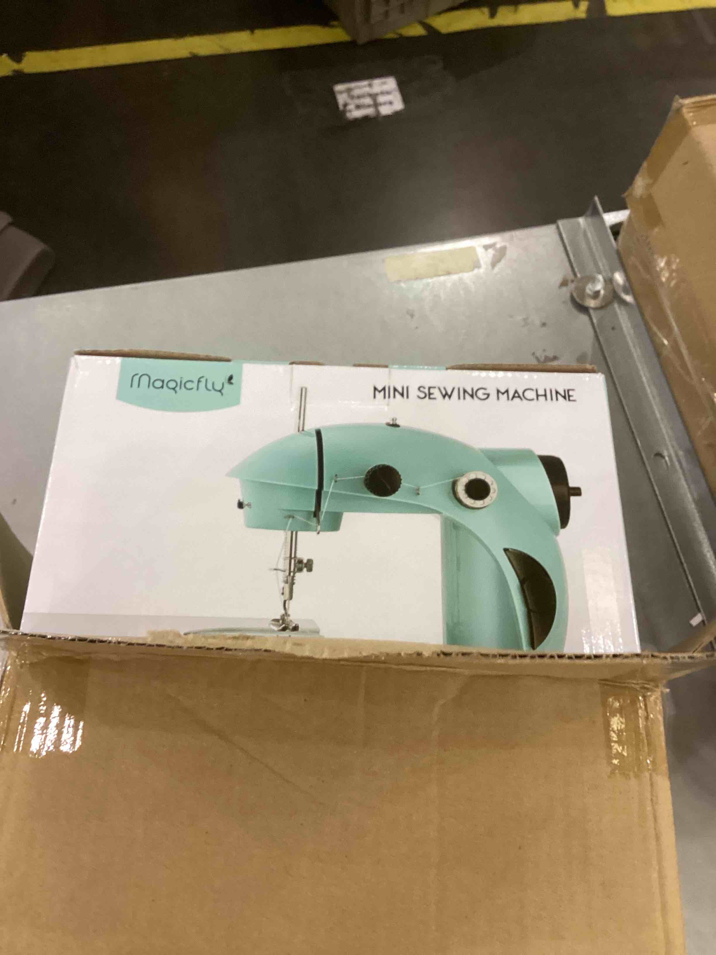 https://s3.amazonaws.com/lotting-images-prod/bidfta/BHS90003780_1691761064527.jpeg