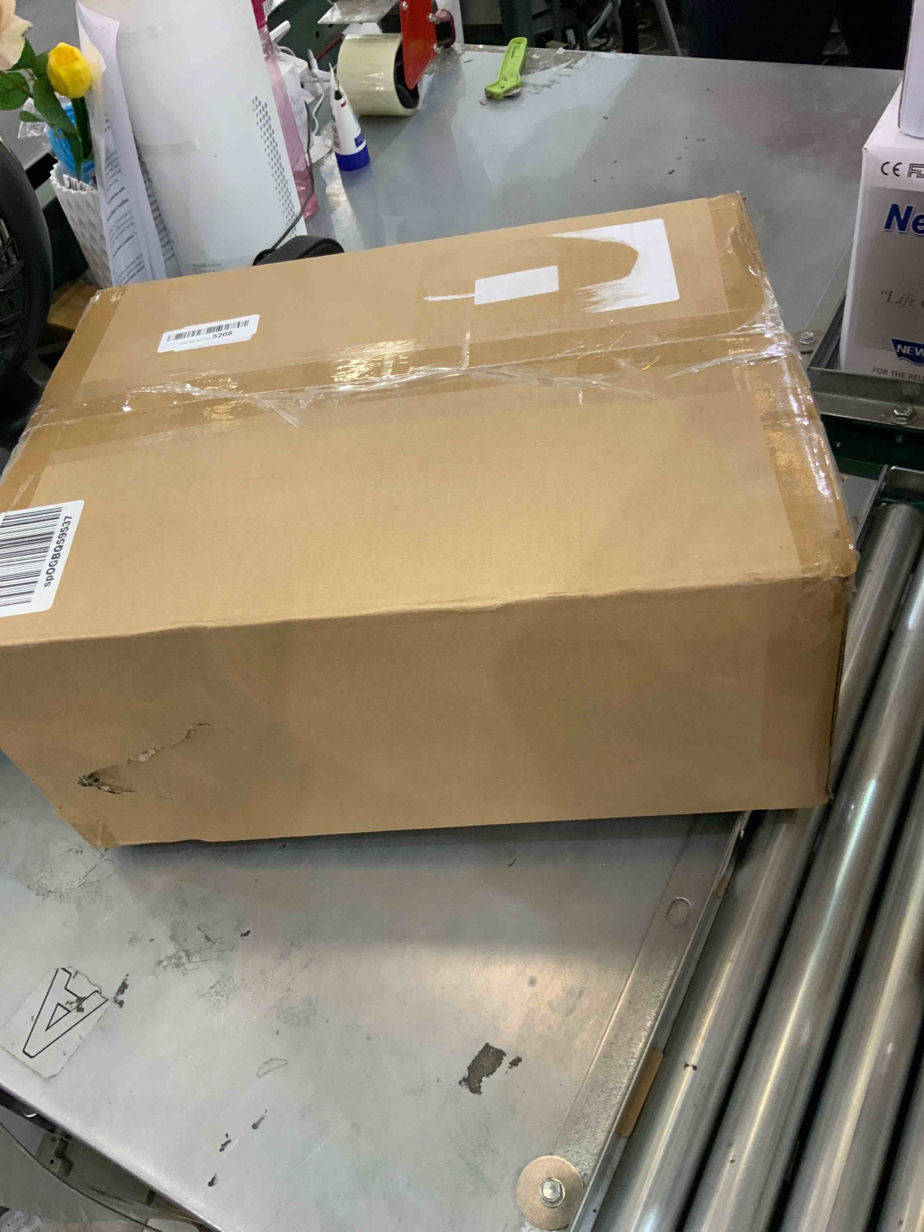 https://s3.amazonaws.com/lotting-images-prod/bidfta/BHS90004112_1692028352299.jpeg