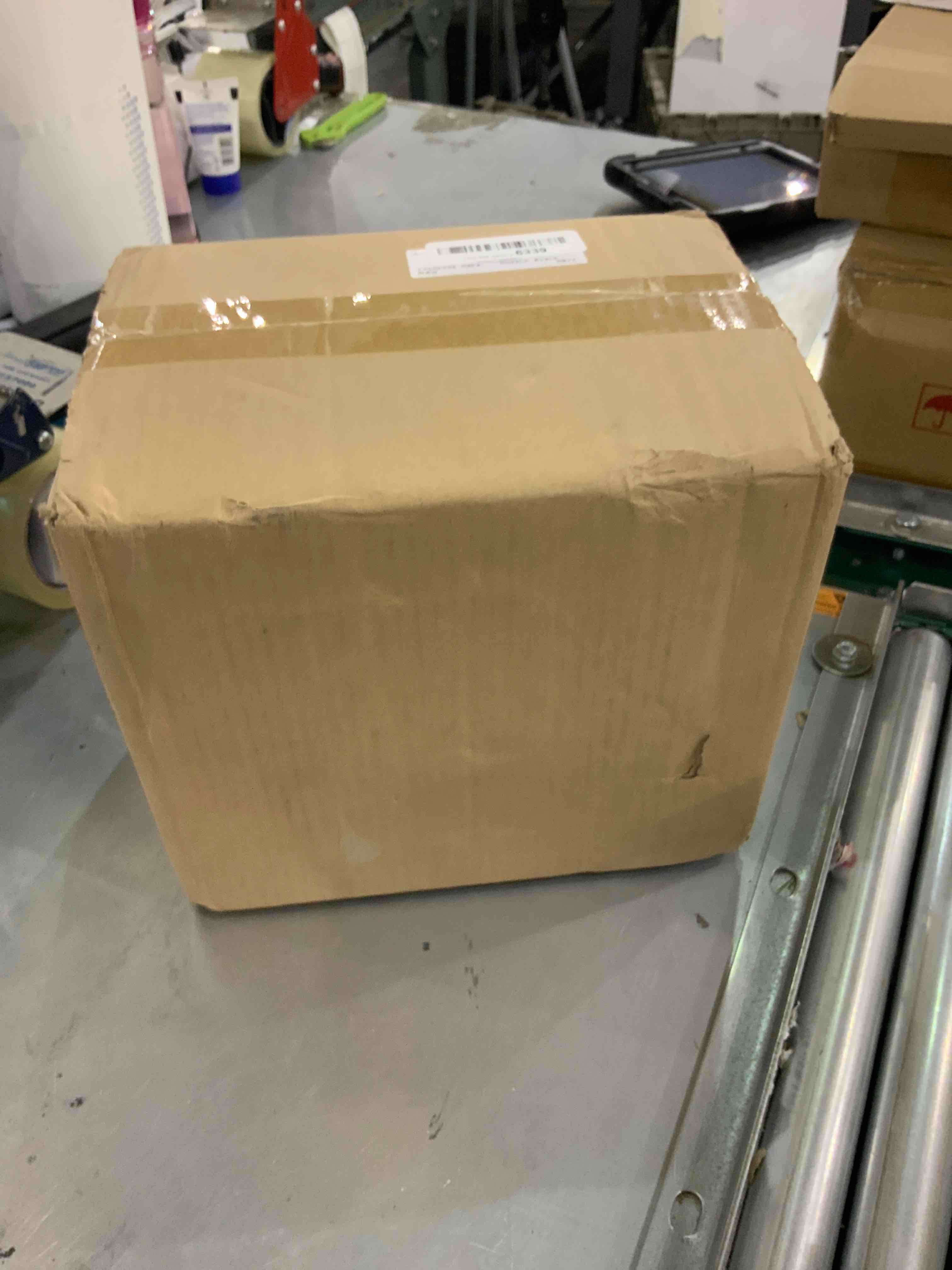 https://s3.amazonaws.com/lotting-images-prod/bidfta/BHS90004238_1692013292897.jpeg