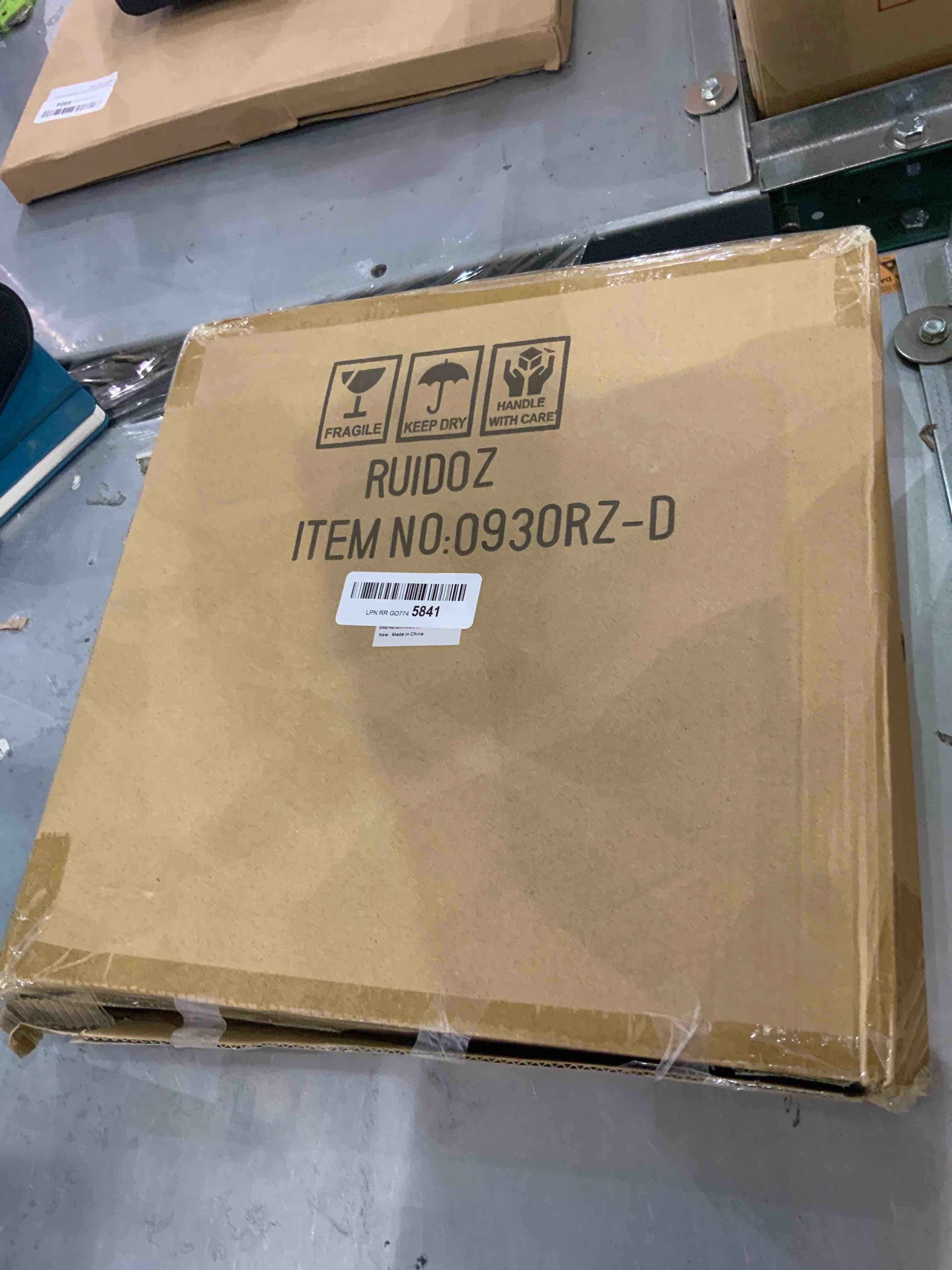 https://s3.amazonaws.com/lotting-images-prod/bidfta/BHS90004241_1692013171232.jpeg
