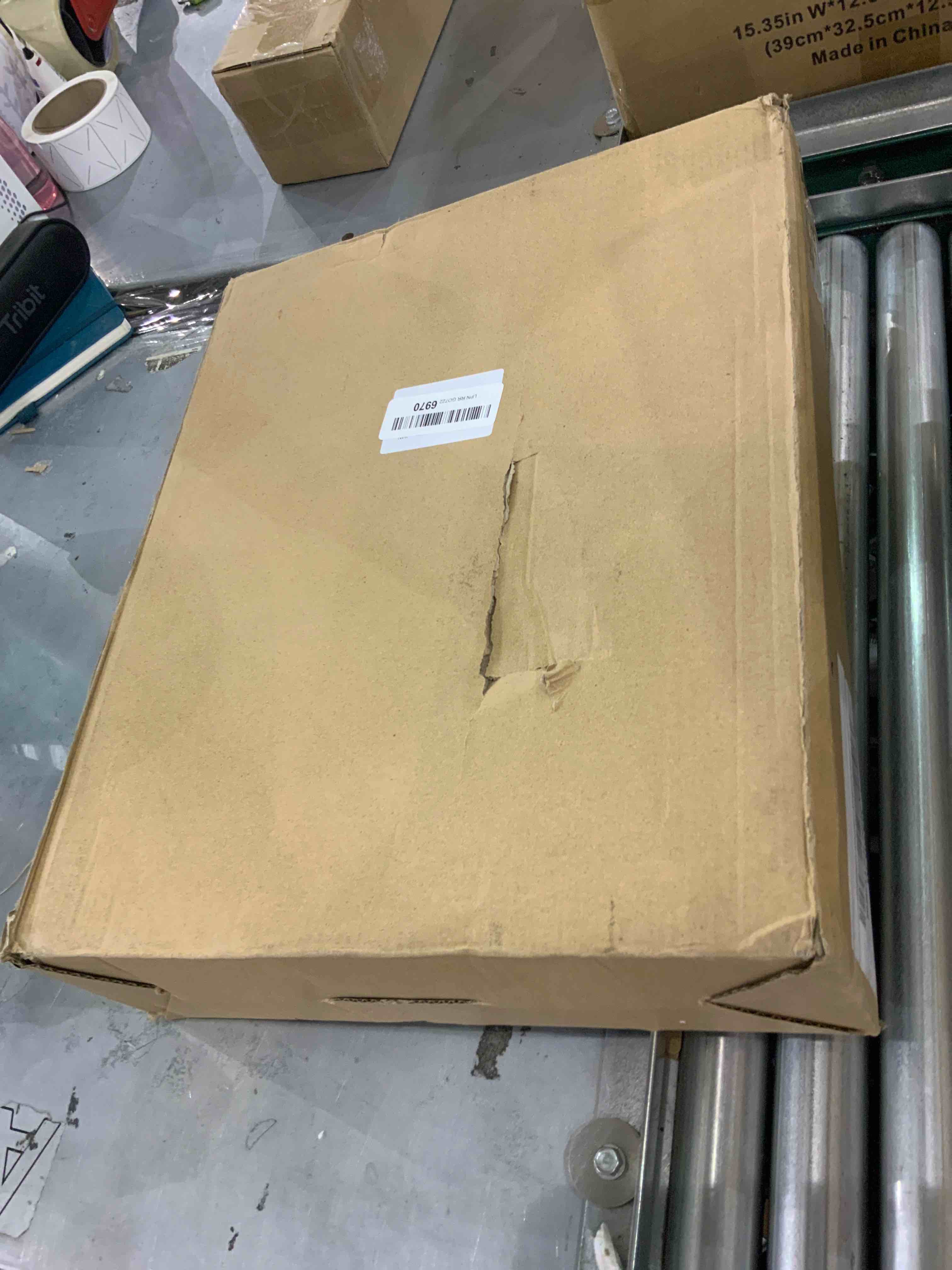 https://s3.amazonaws.com/lotting-images-prod/bidfta/BHS90004256_1692012132470.jpeg