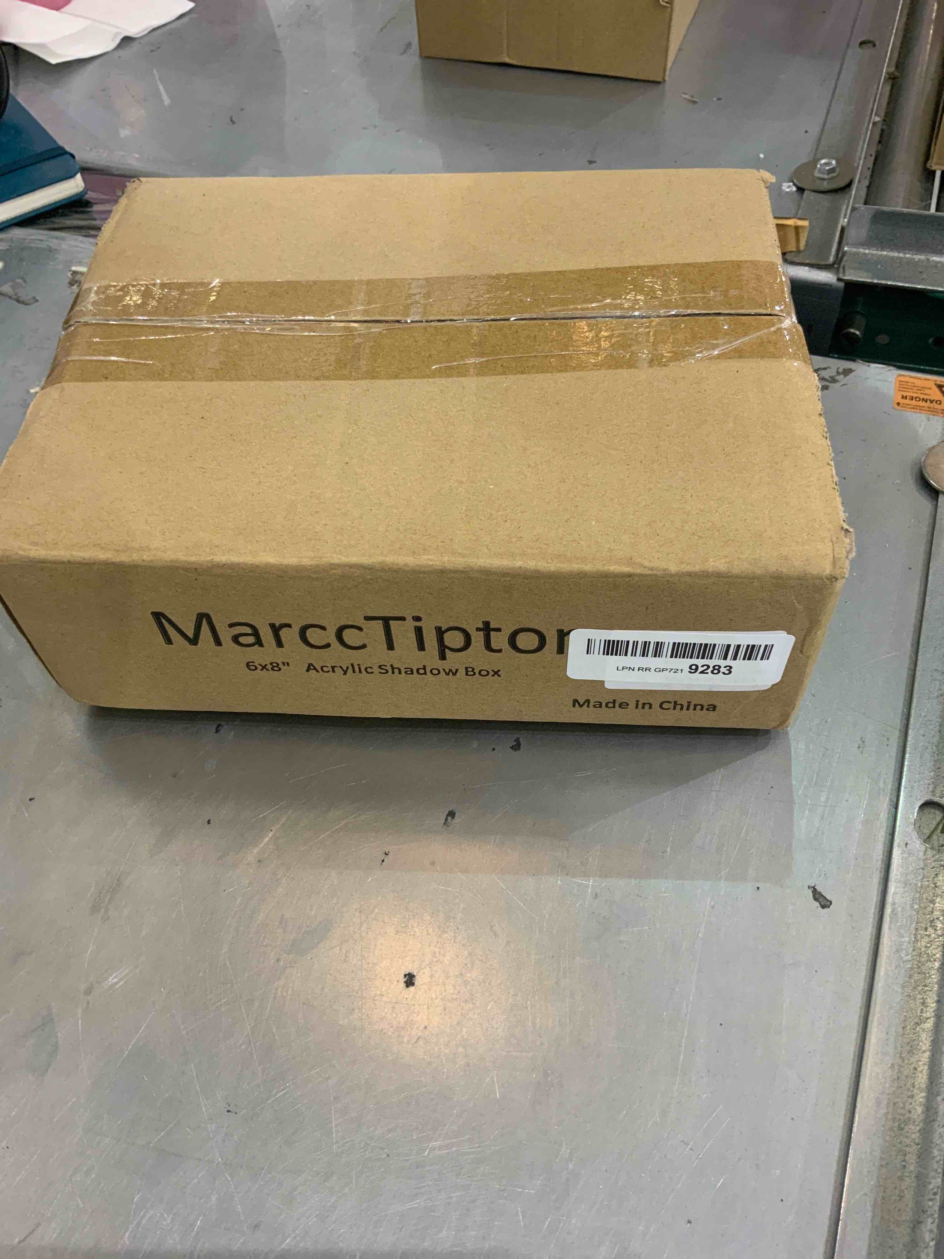 https://s3.amazonaws.com/lotting-images-prod/bidfta/BHS90004440_1691760427293.jpeg