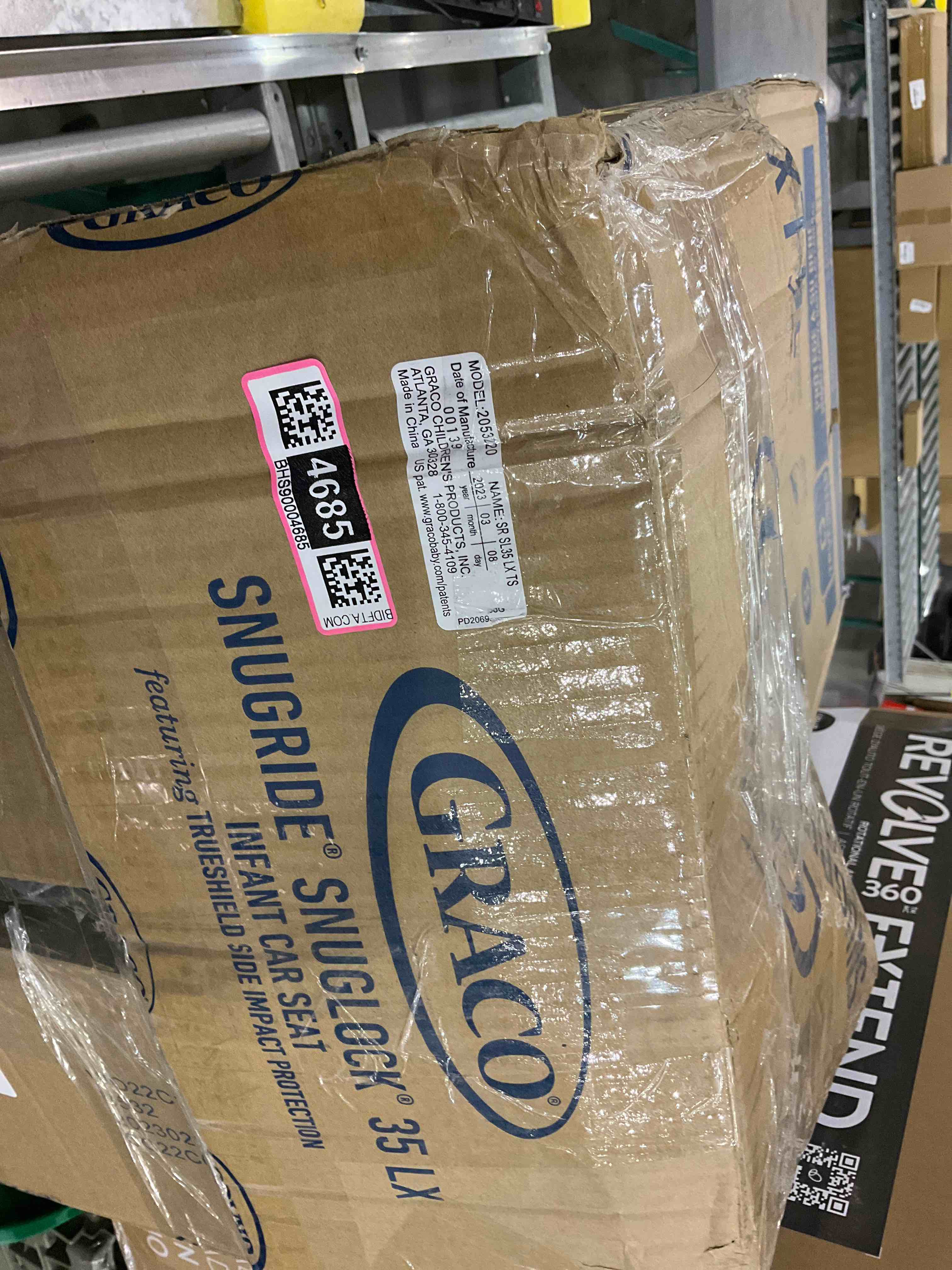 Graco SnugRide SnugLock 35 LX Infant Car Seat, Baby Car Seat Featuring TrueShield Side Impact Technology