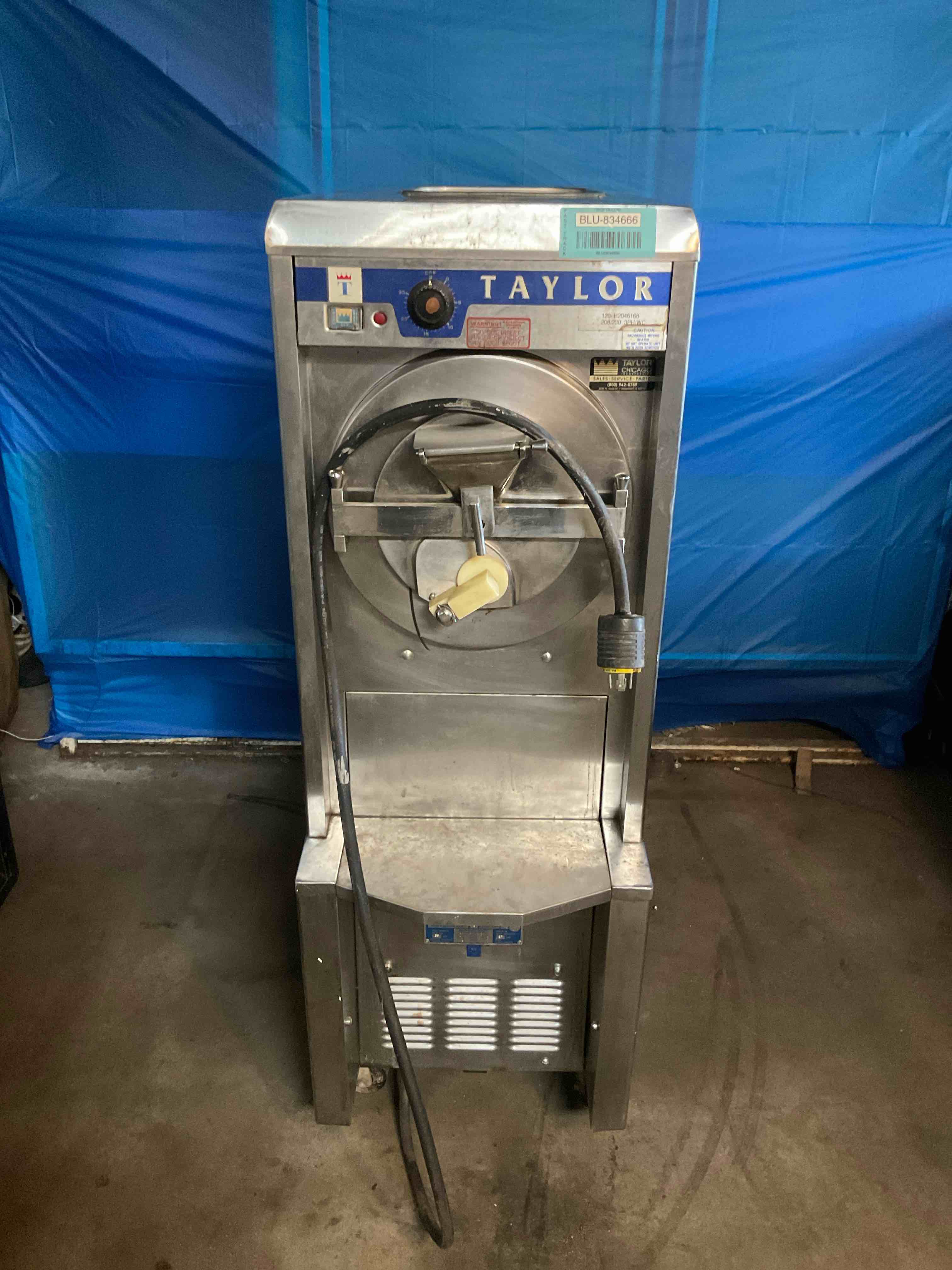 TAYLOR ICE CREAM MACHINE BATCH FREEZE SINGLE PHASE