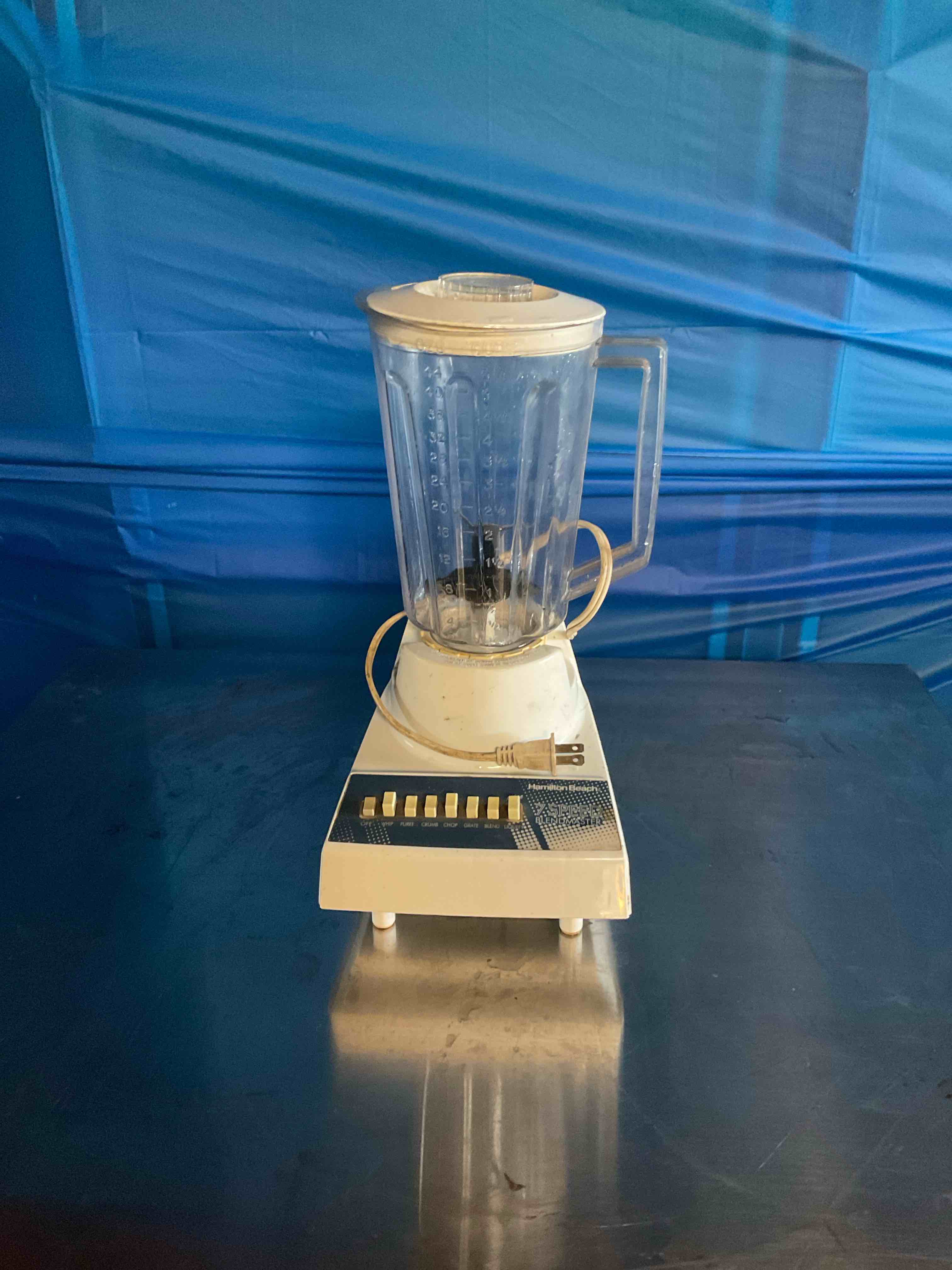 HAMILTON BEACH BLENDER