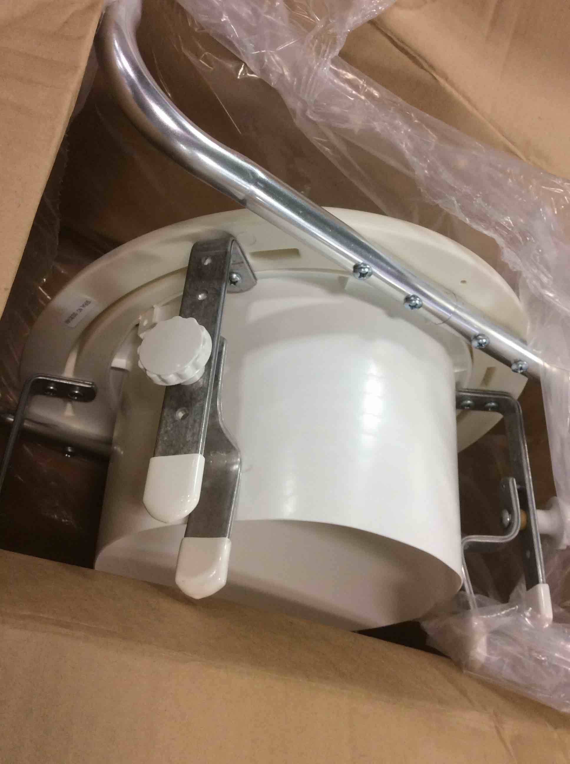 https://s3.amazonaws.com/lotting-images-prod/bidfta/BLU0891694_1609952219228.jpeg