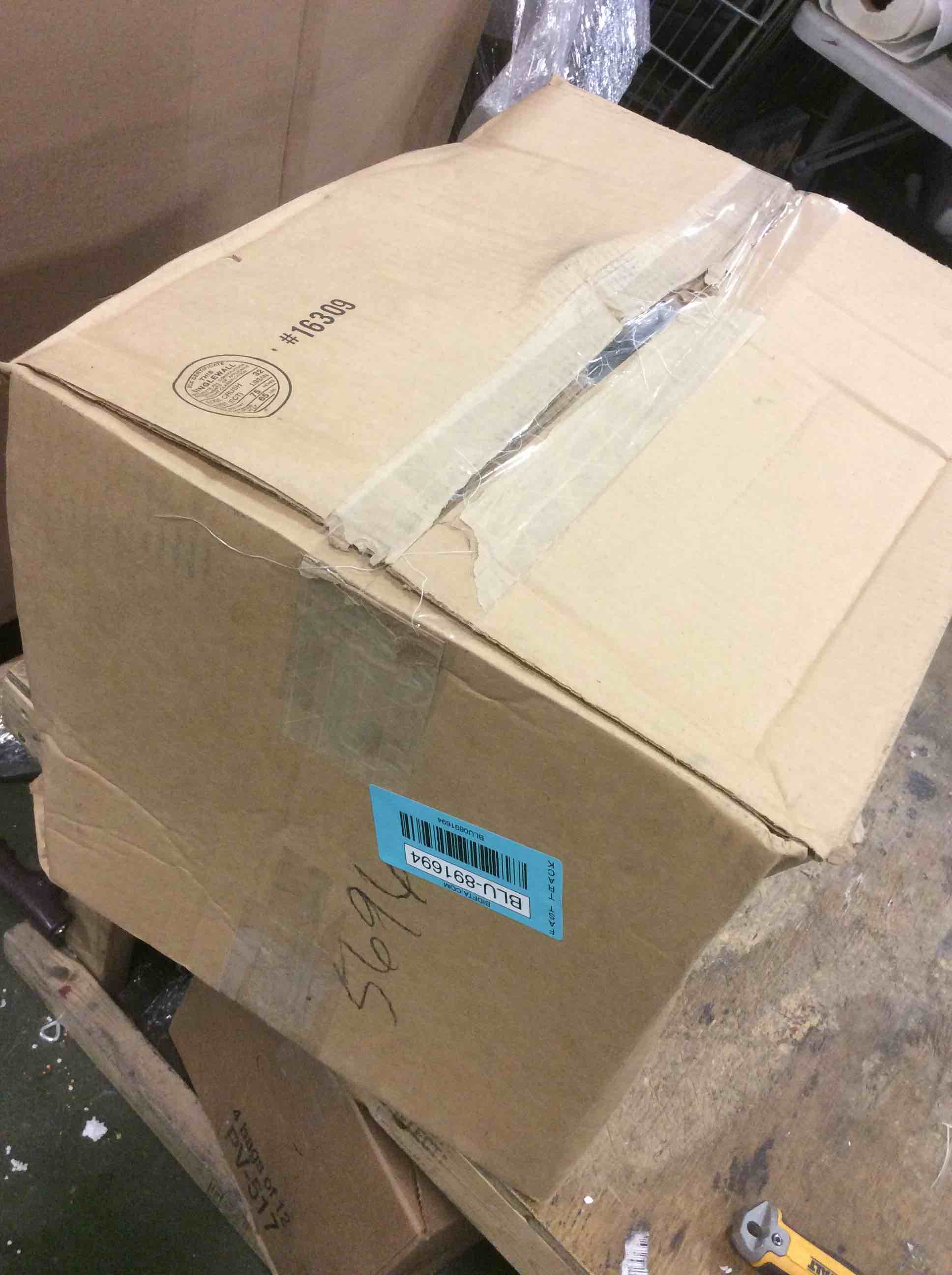 https://s3.amazonaws.com/lotting-images-prod/bidfta/BLU0891694_1609952244071.jpeg