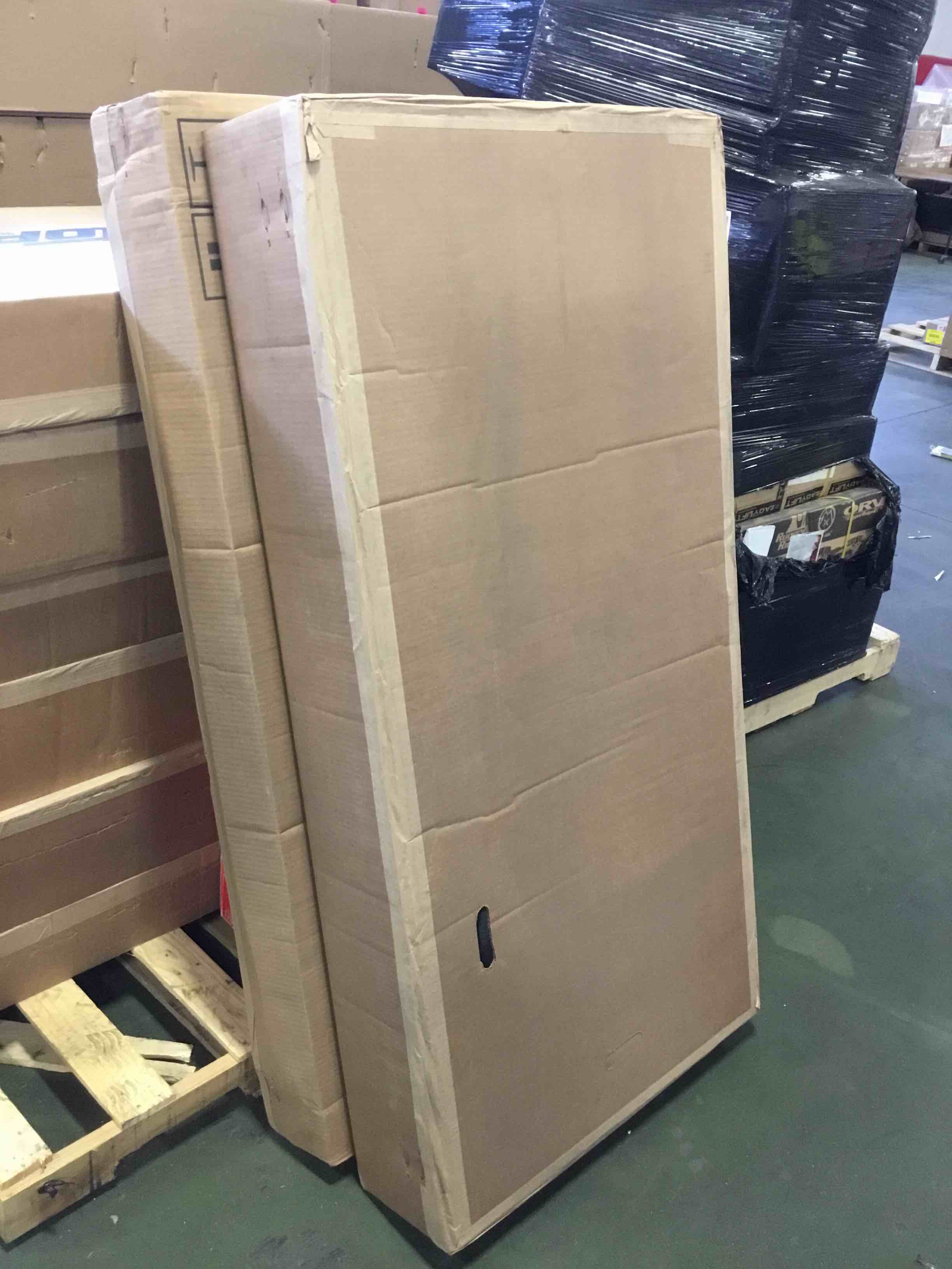 https://s3.amazonaws.com/lotting-images-prod/bidfta/BLU0914326_1609269555195.jpeg