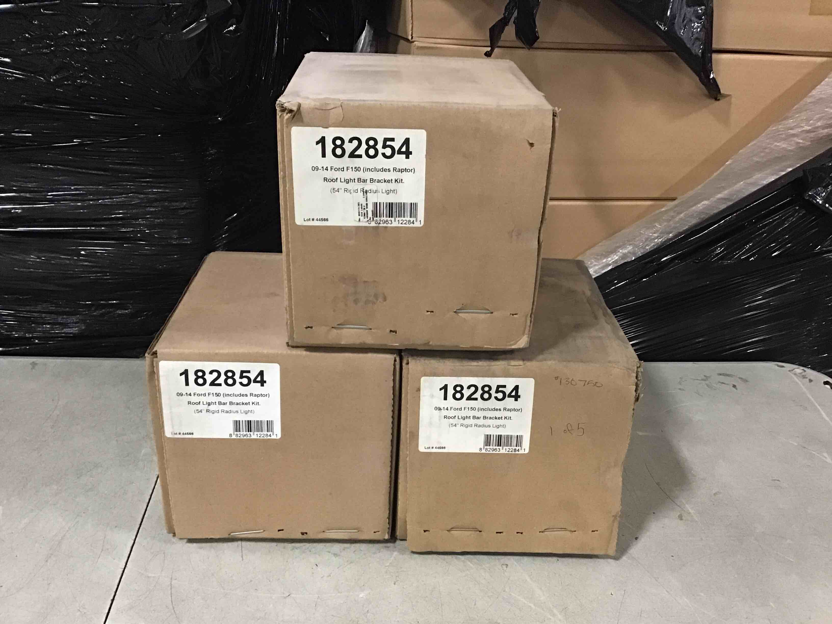 https://s3.amazonaws.com/lotting-images-prod/bidfta/BLU0914623_1609424375232.jpeg