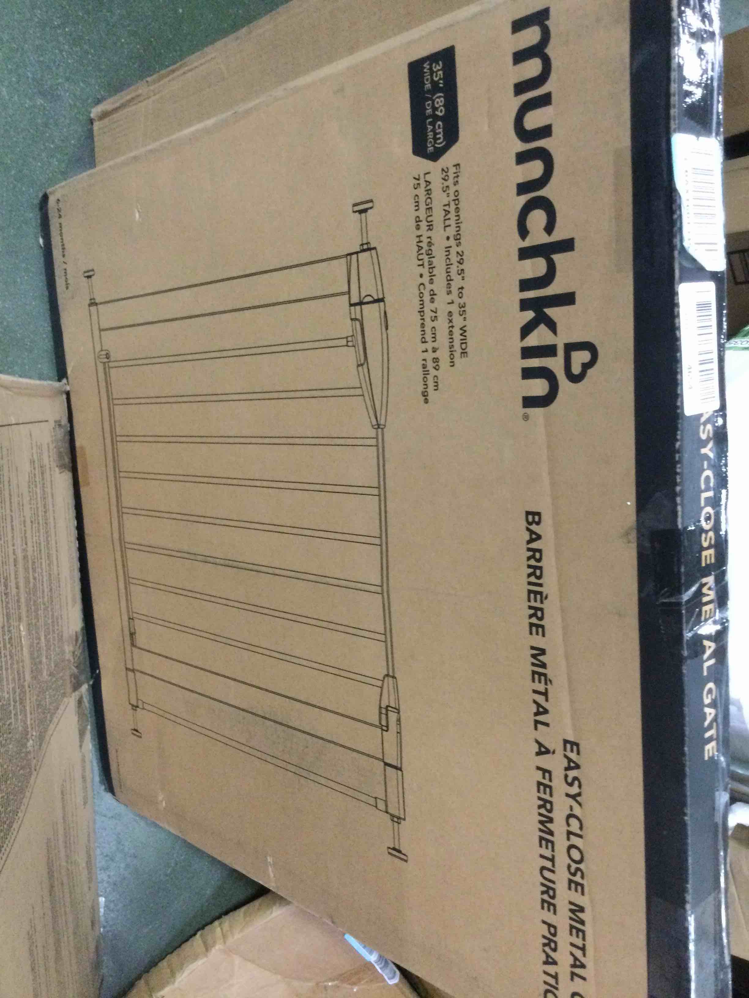 https://s3.amazonaws.com/lotting-images-prod/bidfta/BLU0932933_1608301943509.jpeg