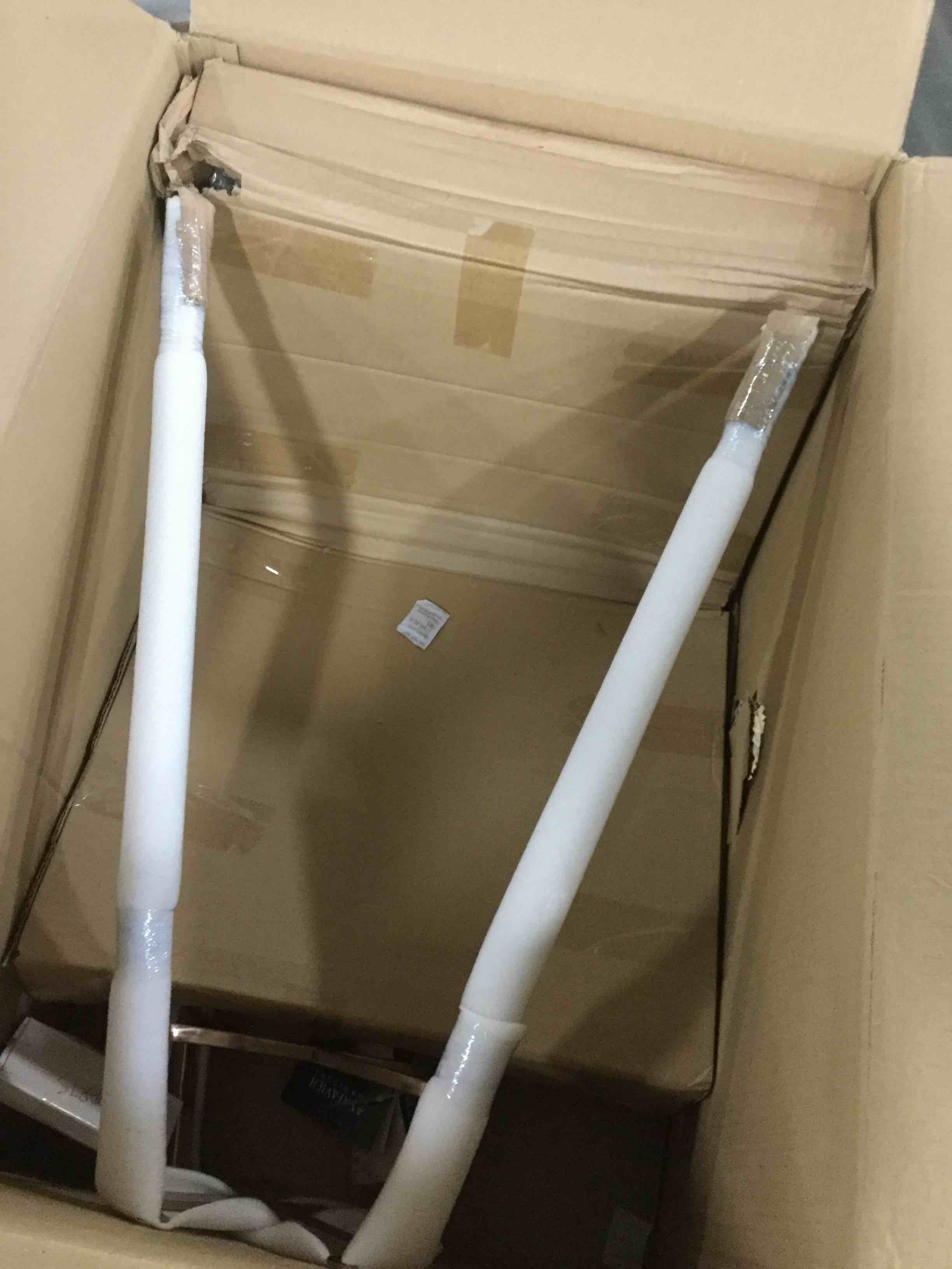 https://s3.amazonaws.com/lotting-images-prod/bidfta/BLU1056918_1615381969553.jpeg