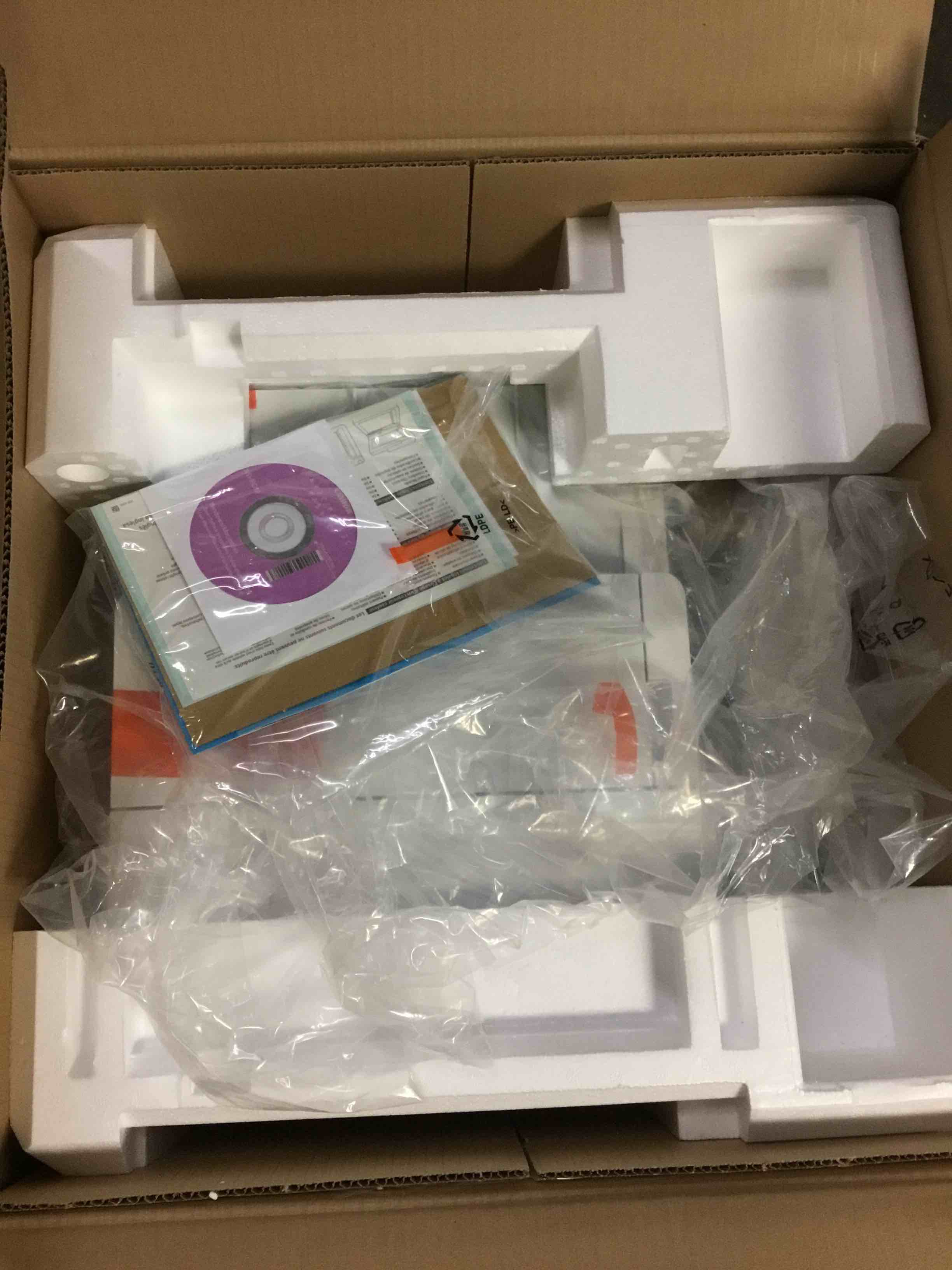 https://s3.amazonaws.com/lotting-images-prod/bidfta/BLU1360950_1641241477622.jpeg