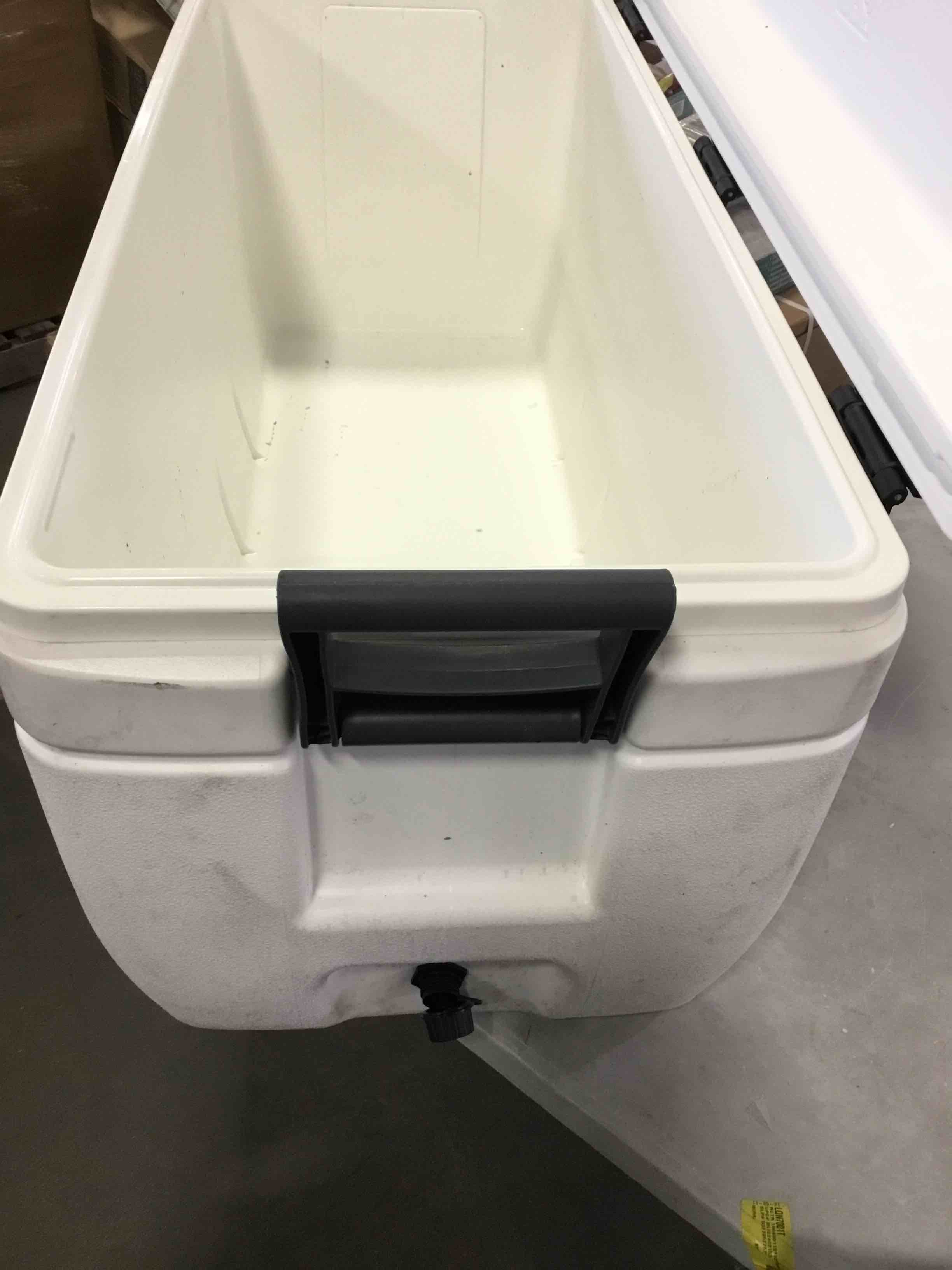 https://s3.amazonaws.com/lotting-images-prod/bidfta/BLU1513071_1637603920094.jpeg