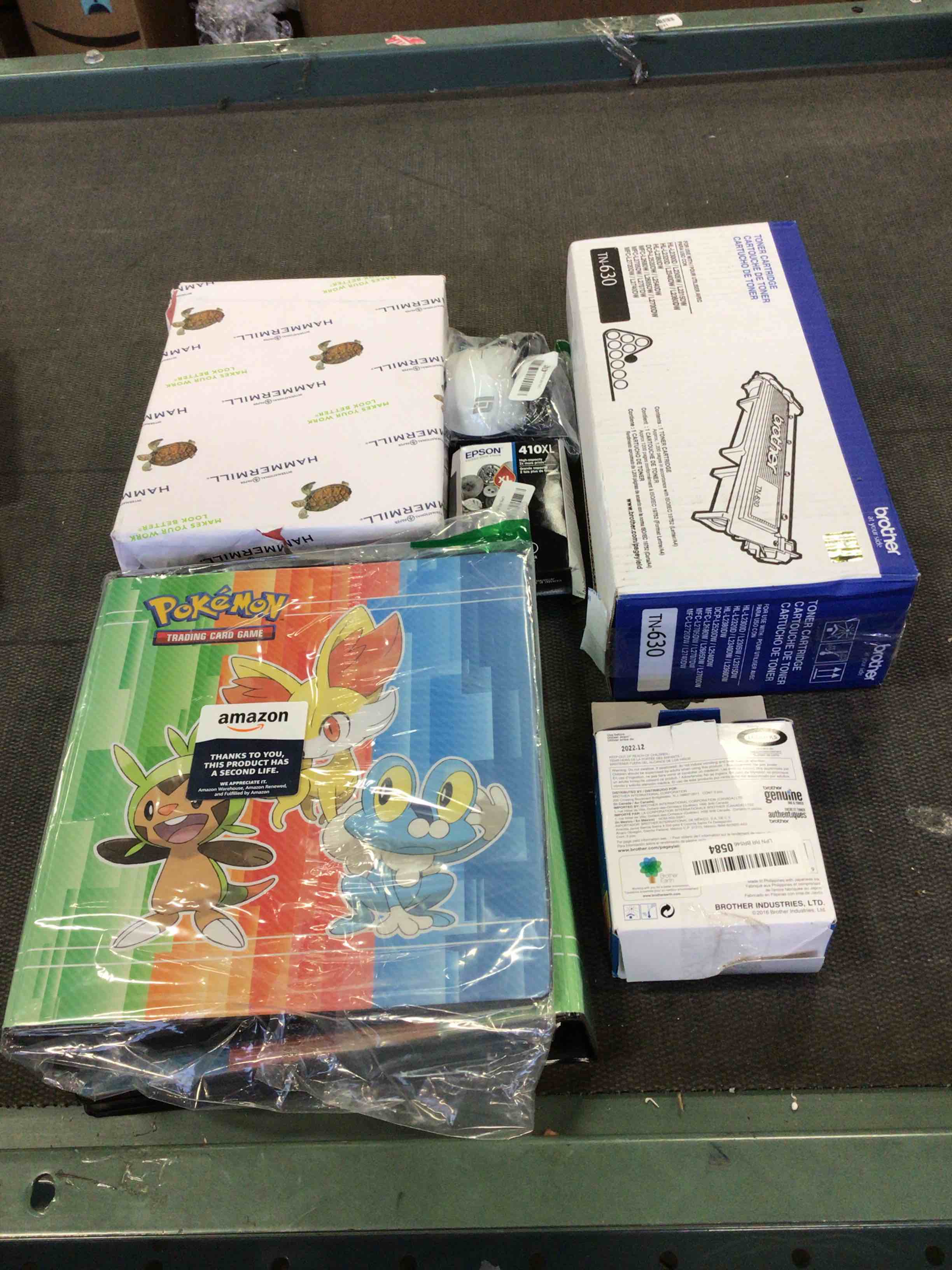 Assorted Office items 