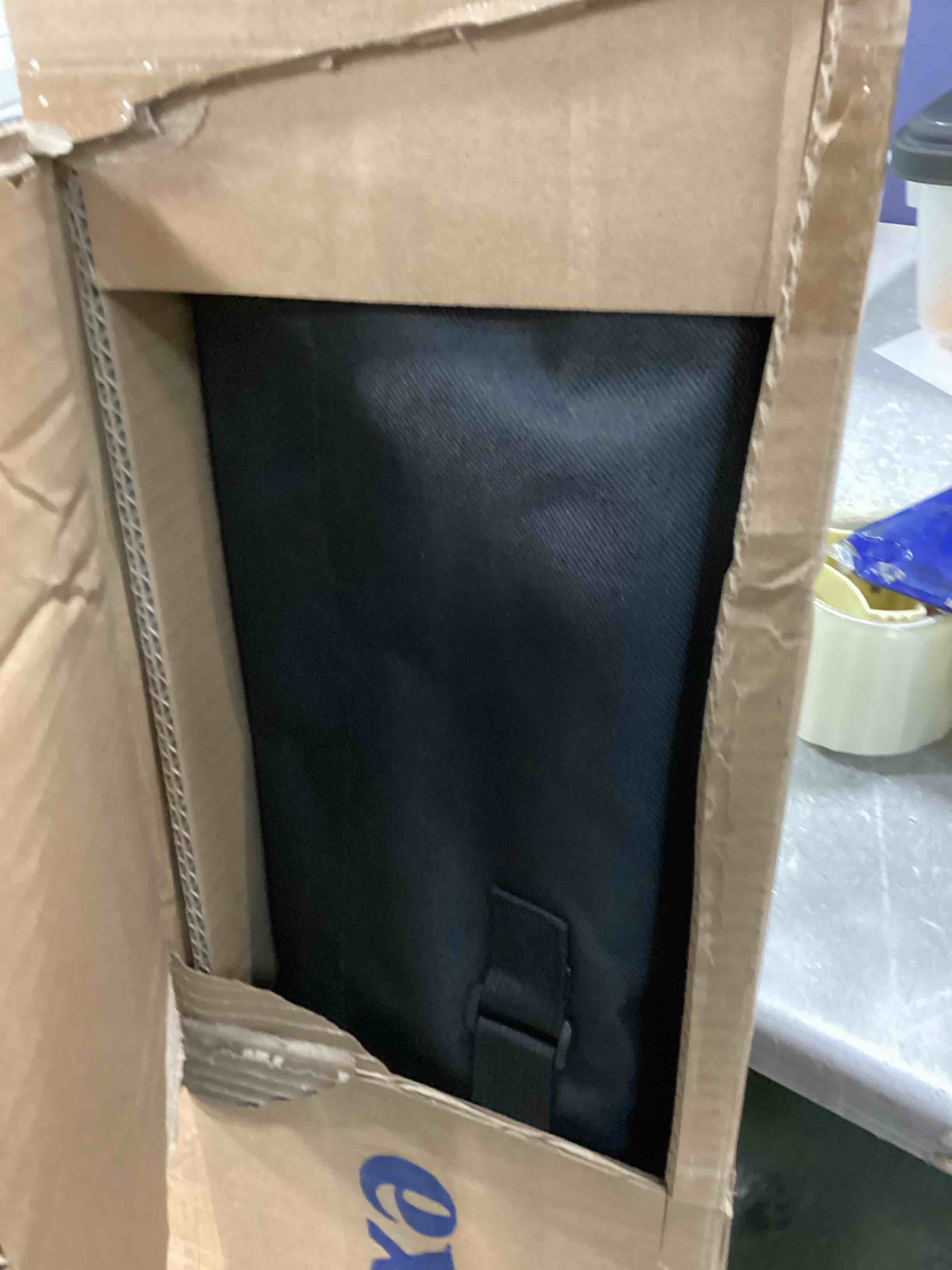 https://s3.amazonaws.com/lotting-images-prod/bidfta/BLU1597234_1720227489114.jpeg