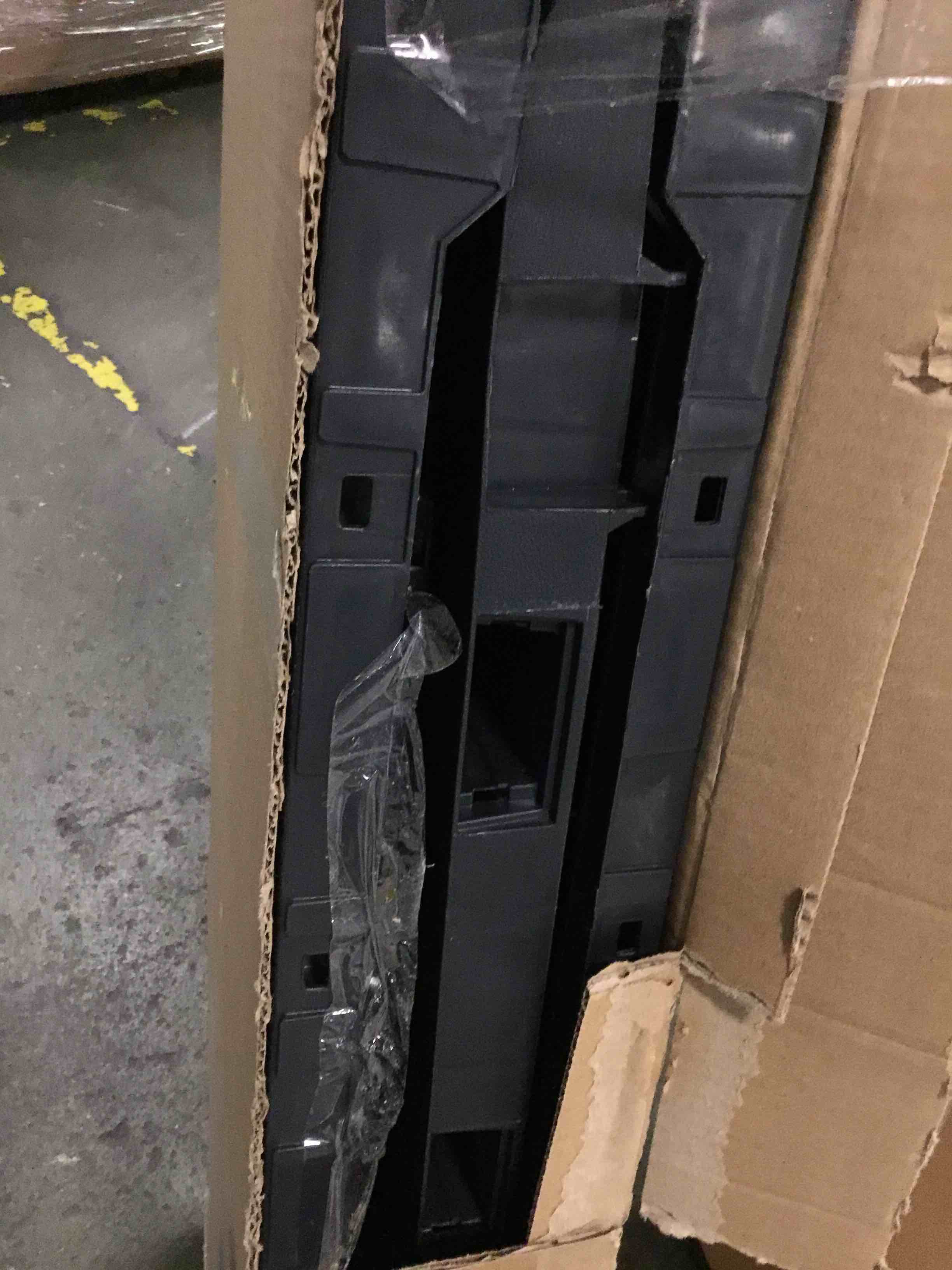 https://s3.amazonaws.com/lotting-images-prod/bidfta/BLU1597278_1720237231858.jpeg