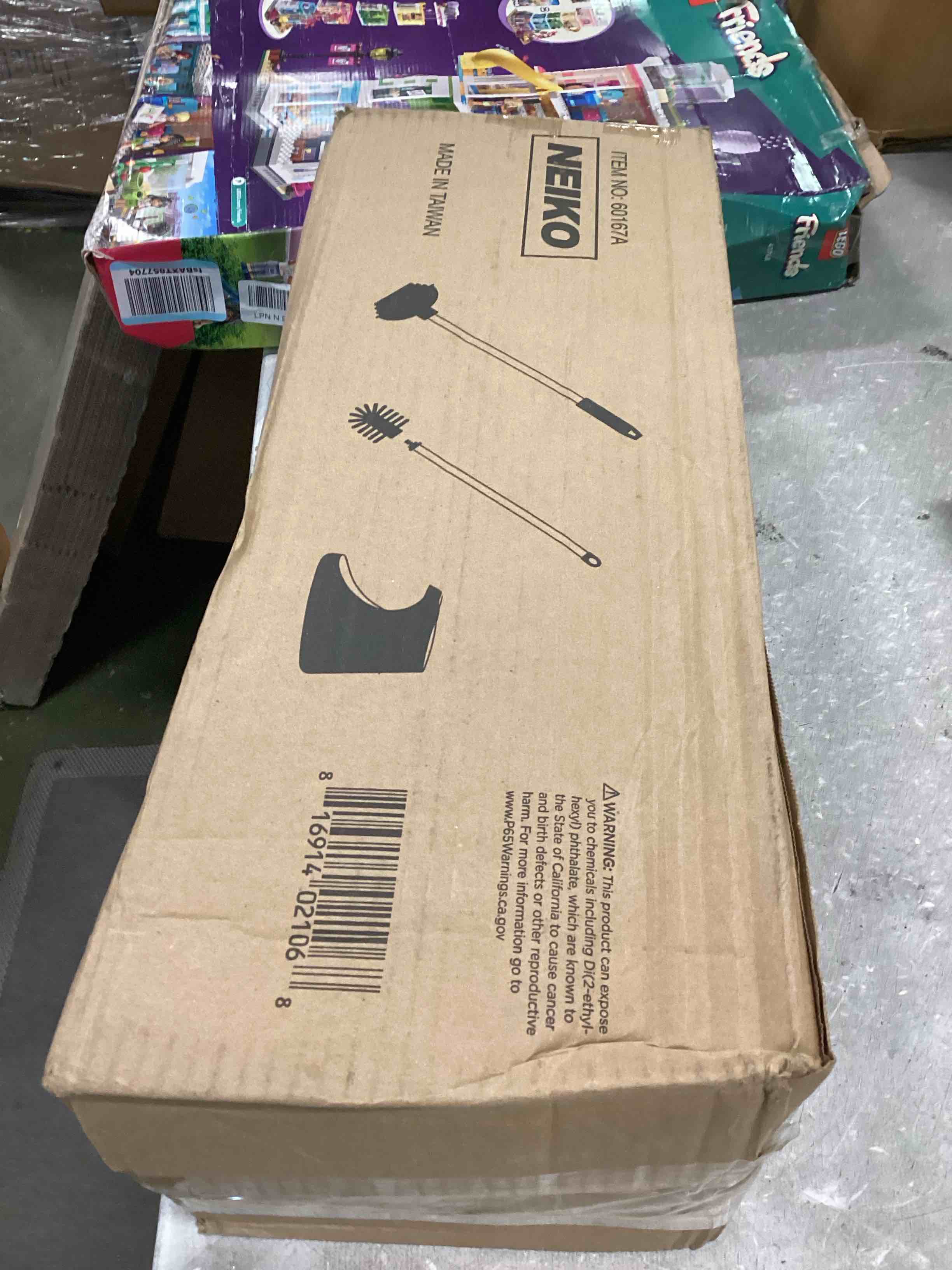 https://s3.amazonaws.com/lotting-images-prod/bidfta/BLU1597760_1720669282386.jpeg