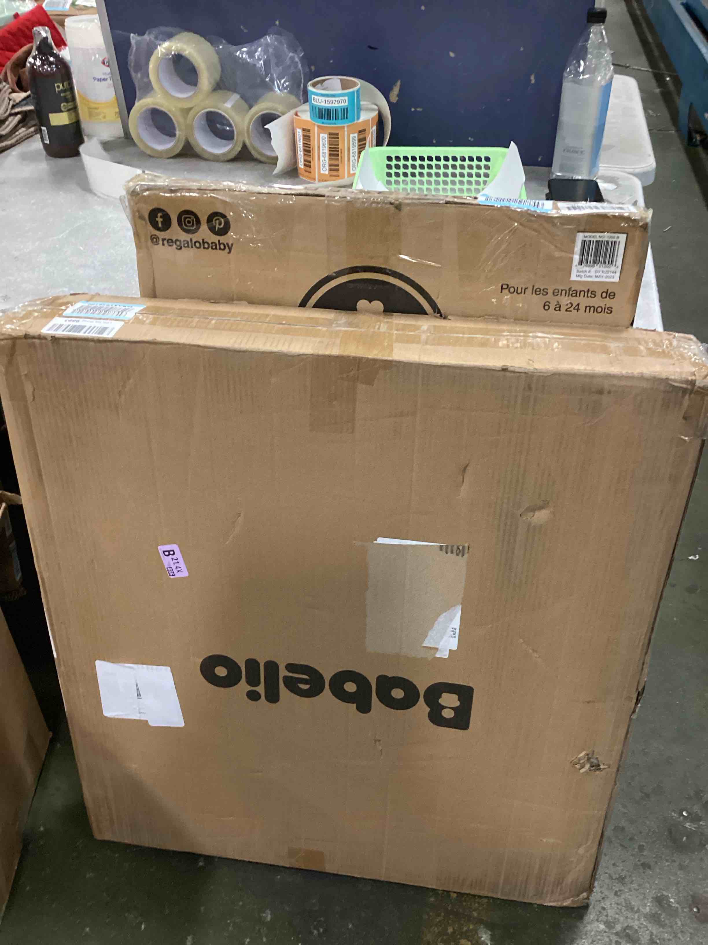 https://s3.amazonaws.com/lotting-images-prod/bidfta/BLU1597967_1720837889269.jpeg