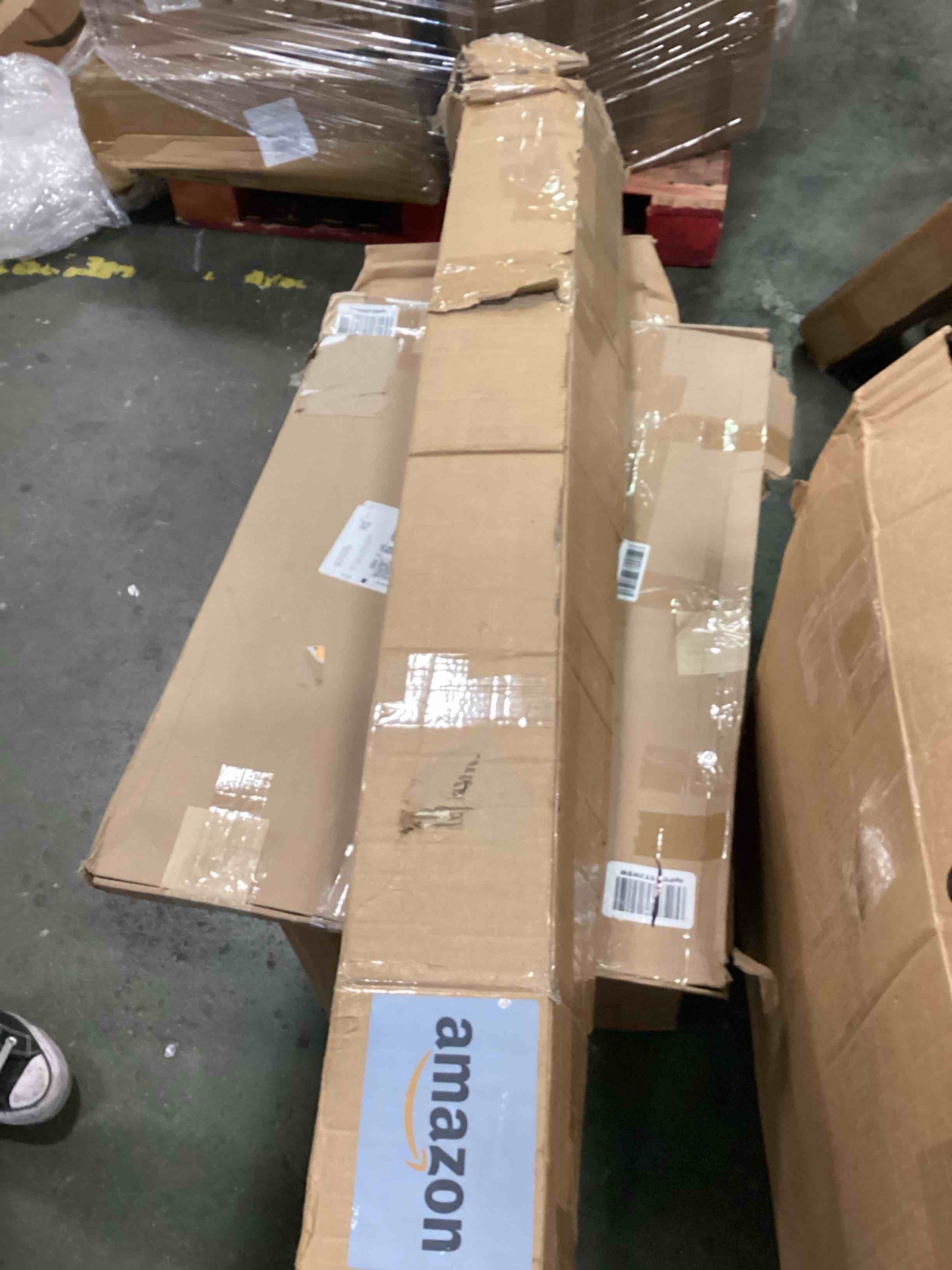 https://s3.amazonaws.com/lotting-images-prod/bidfta/BLU1597980_1720843238034.jpeg