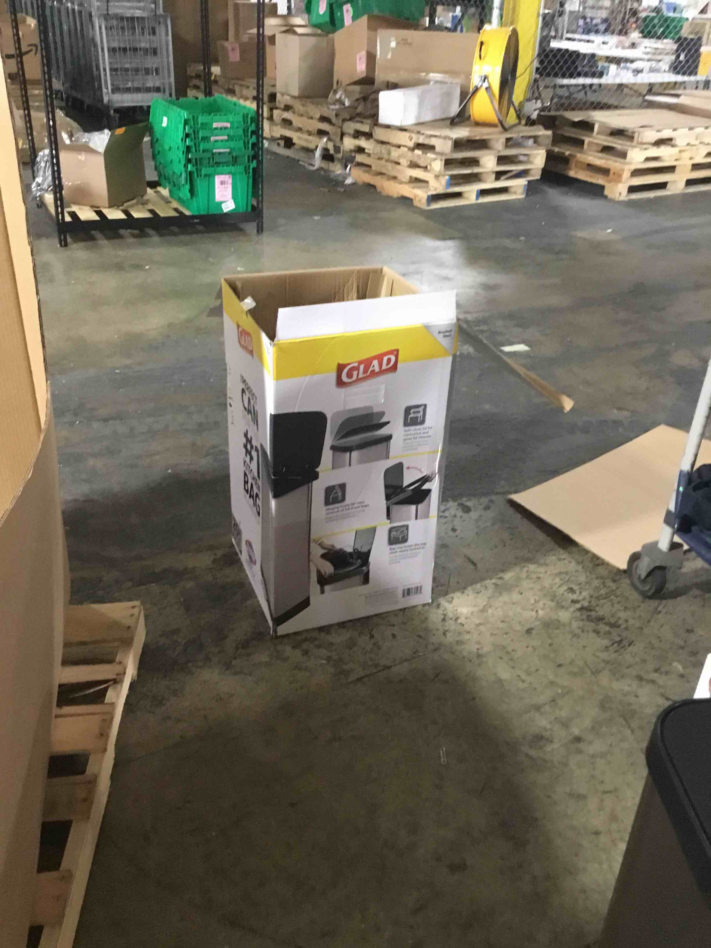 https://s3.amazonaws.com/lotting-images-prod/bidfta/BLU2343009_1663598363275.jpeg