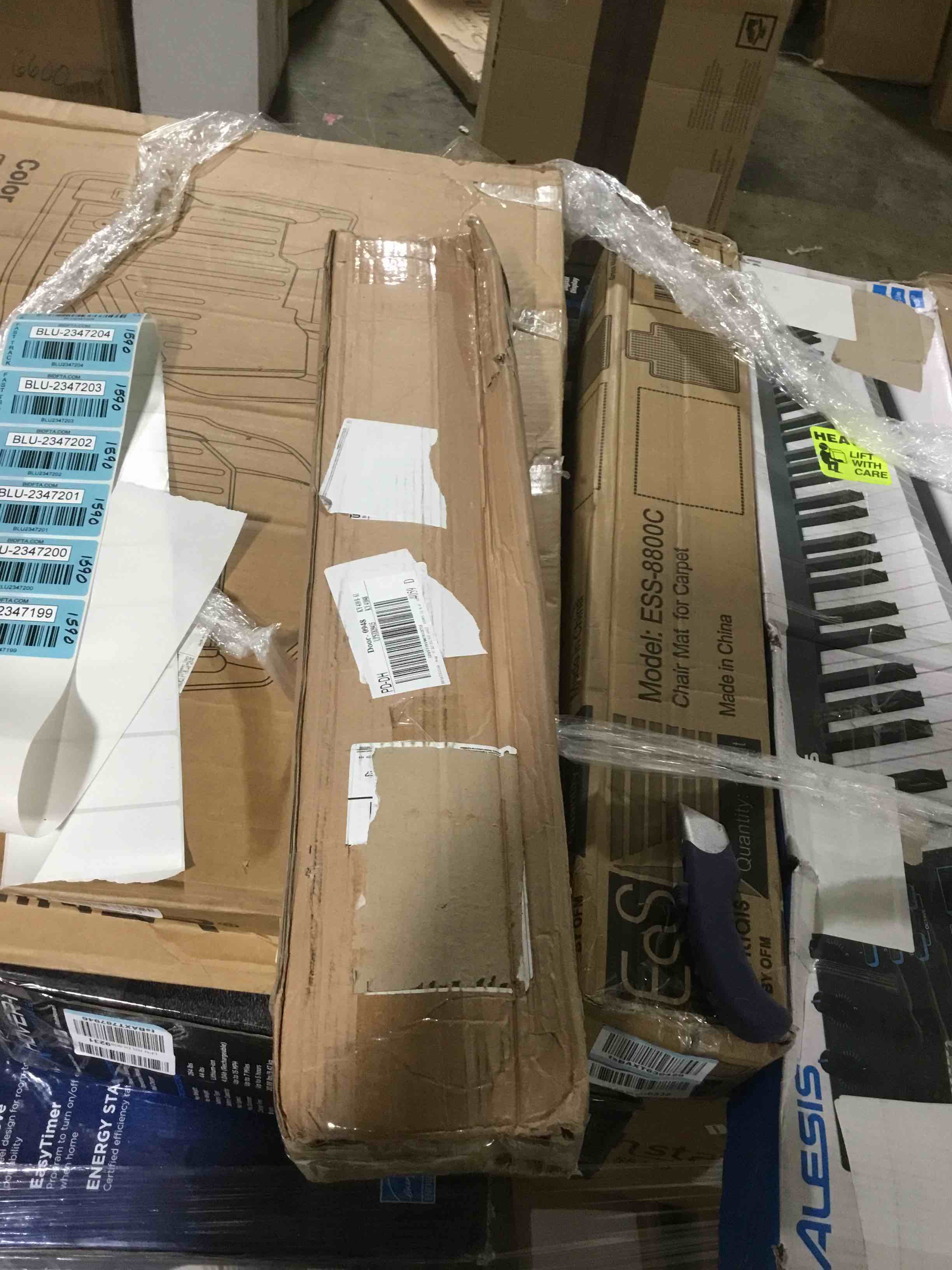 https://s3.amazonaws.com/lotting-images-prod/bidfta/BLU2347200_1660756399804.jpeg