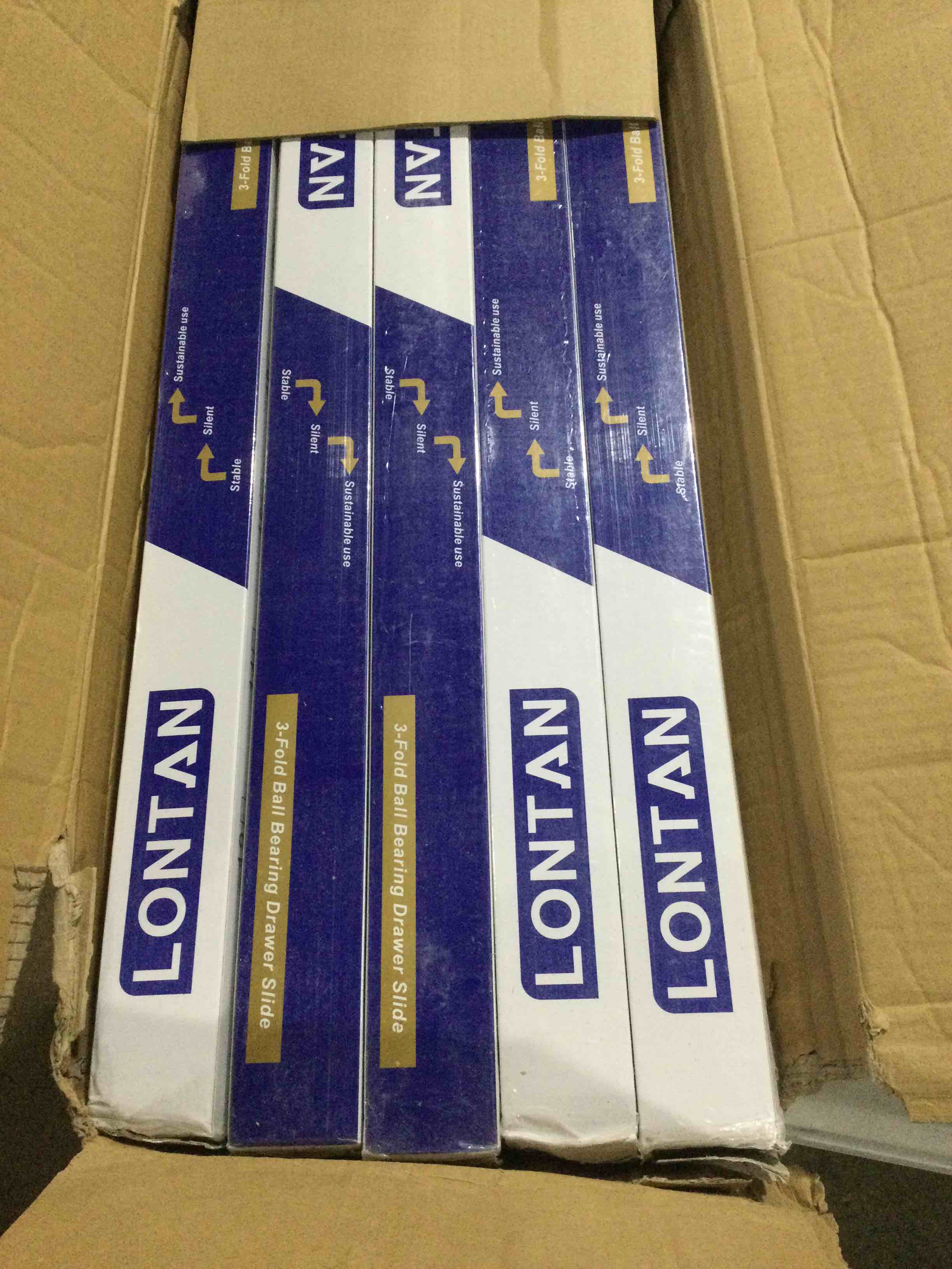 https://s3.amazonaws.com/lotting-images-prod/bidfta/BLU3021106_1698848927801.jpeg