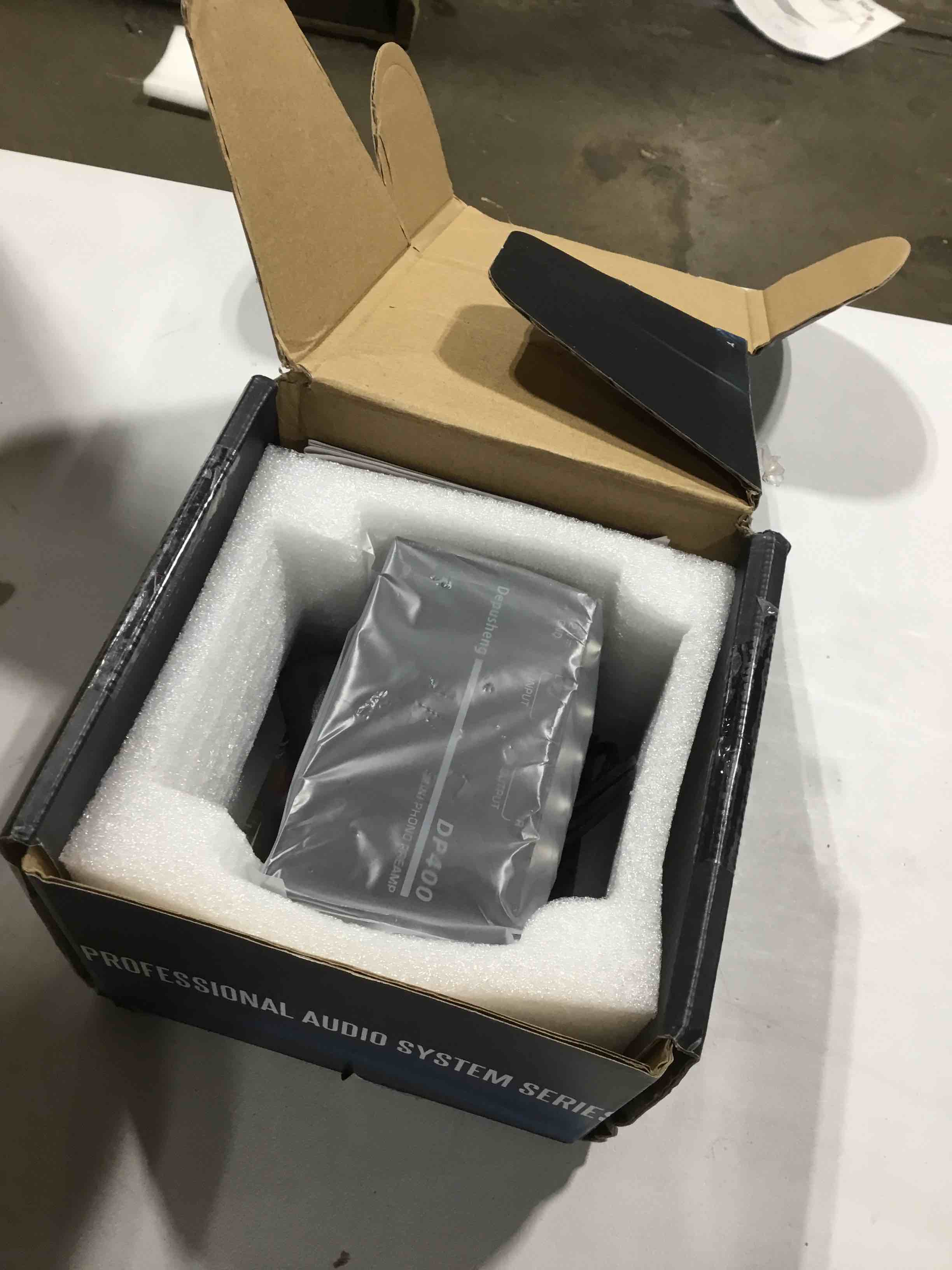 https://s3.amazonaws.com/lotting-images-prod/bidfta/BLU3031524_1688057722581.jpeg